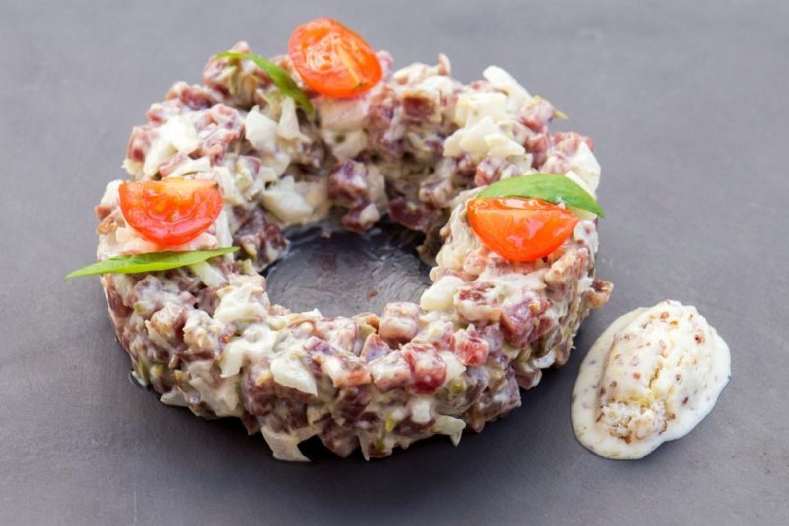 El tartar de salchichón ibérico de Papirusa