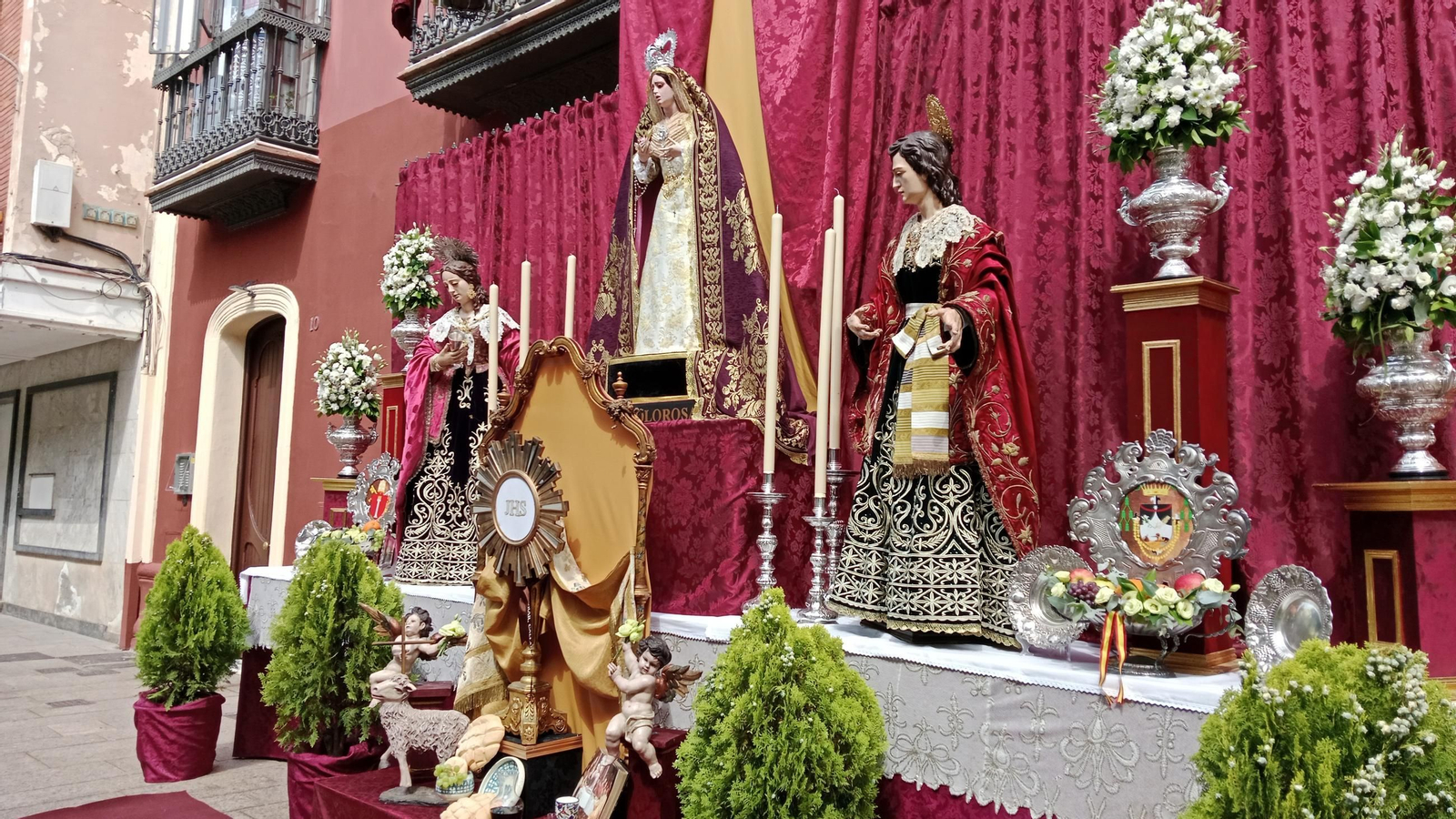 Altares y alfombras del Corpus en San Fernando: Medinaceli, primer premio