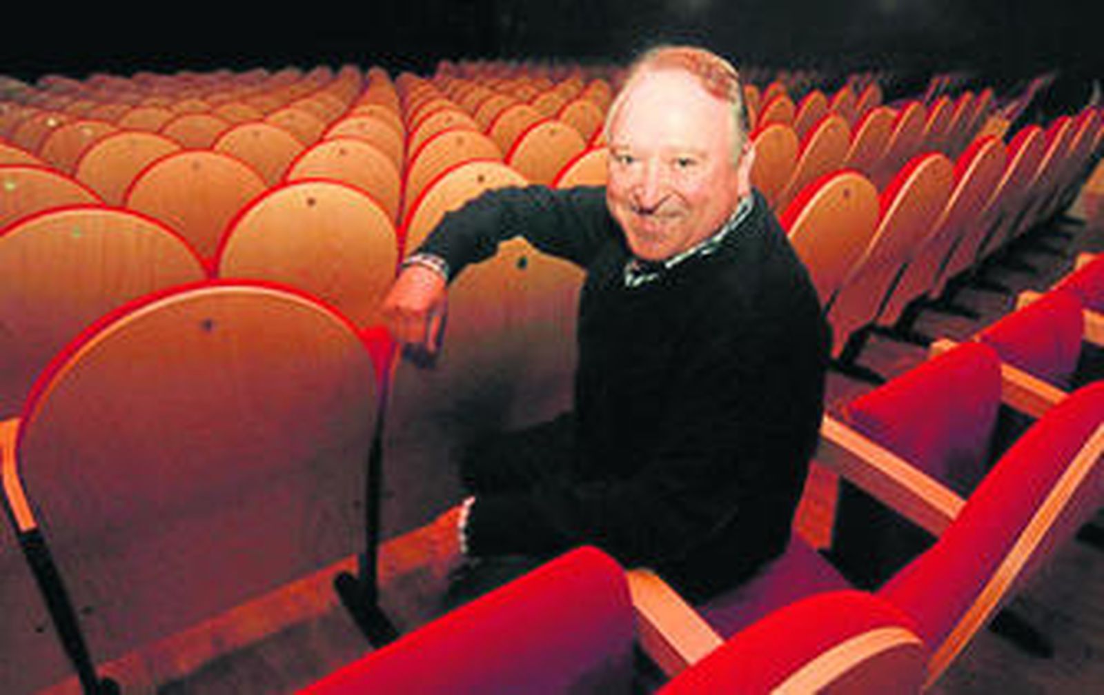 Fernando Esteso ayer en las butacas del Teatro Alameda.