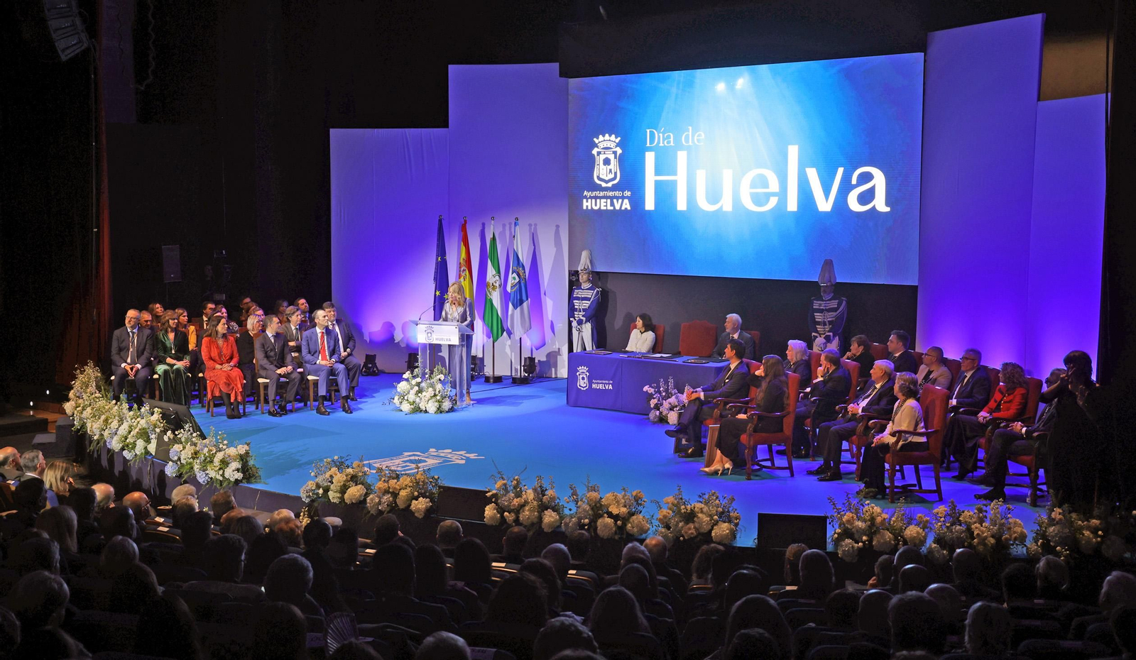 La entrega de honores y distinciones con motivo del Día de Huelva, en imágenes