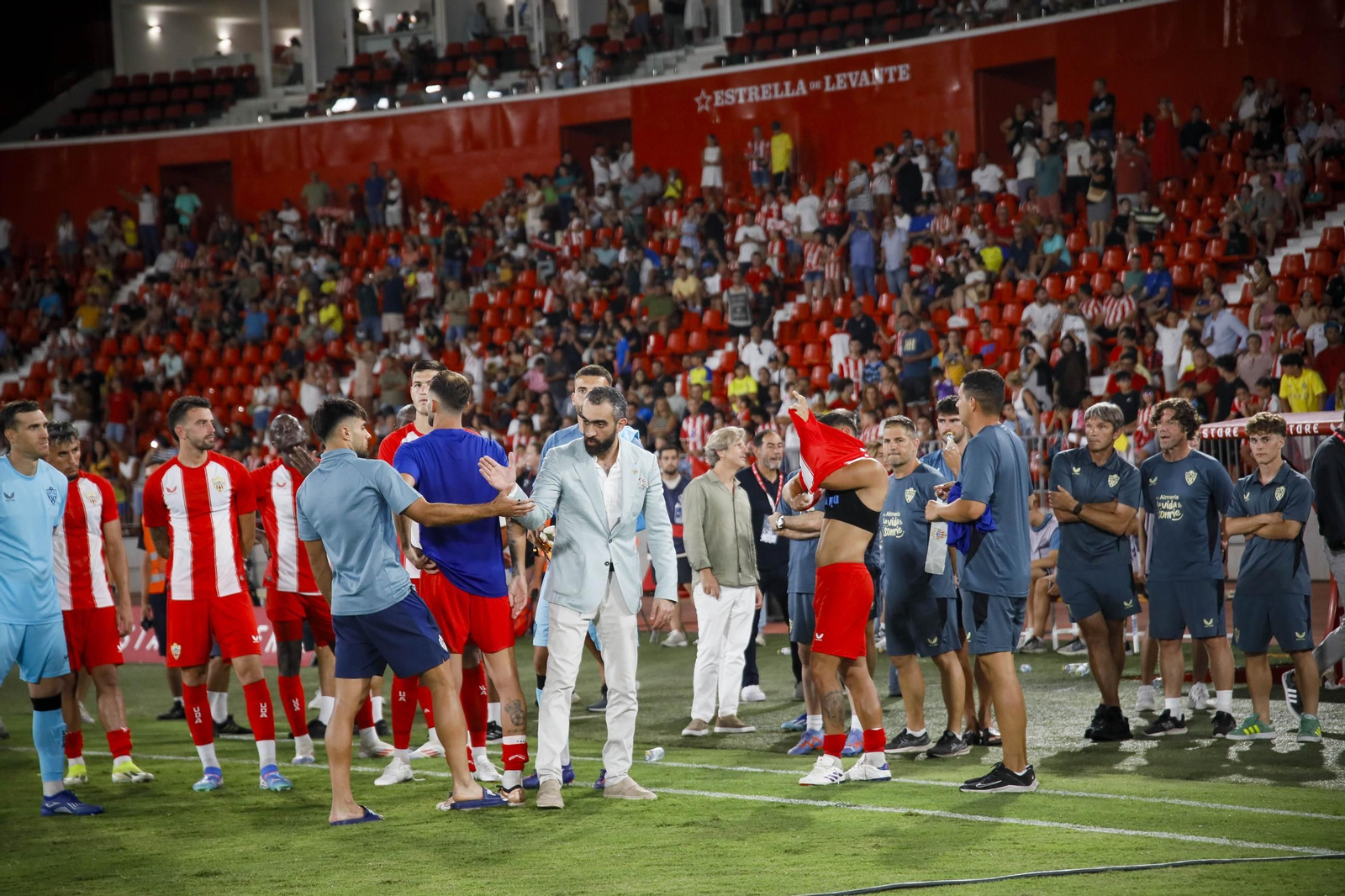 Imágenes del UD Almería-Al-Nassr, Memorial Juan Rojas