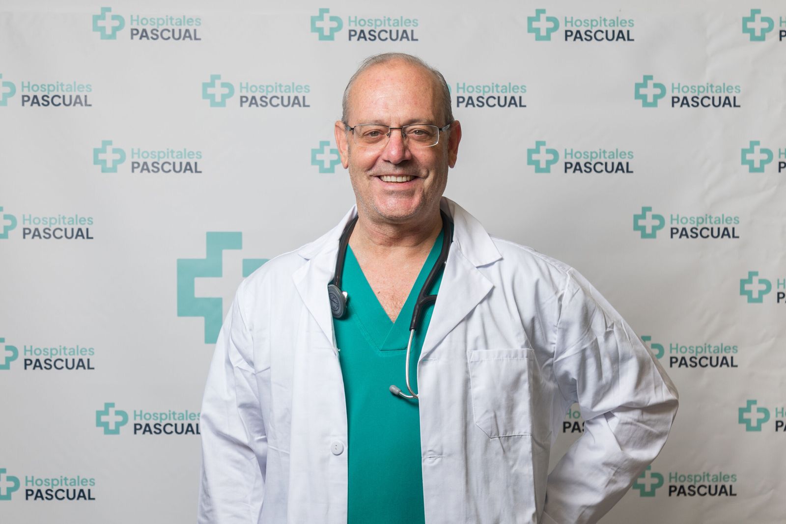 Enrique García del Río, Internista en el Hospital Virgen de las Montañas de Villamartín.