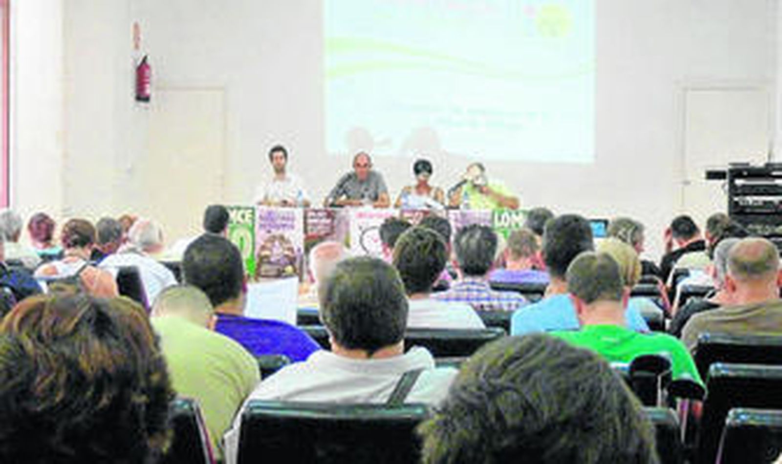 Imagen del consejo local de IU.