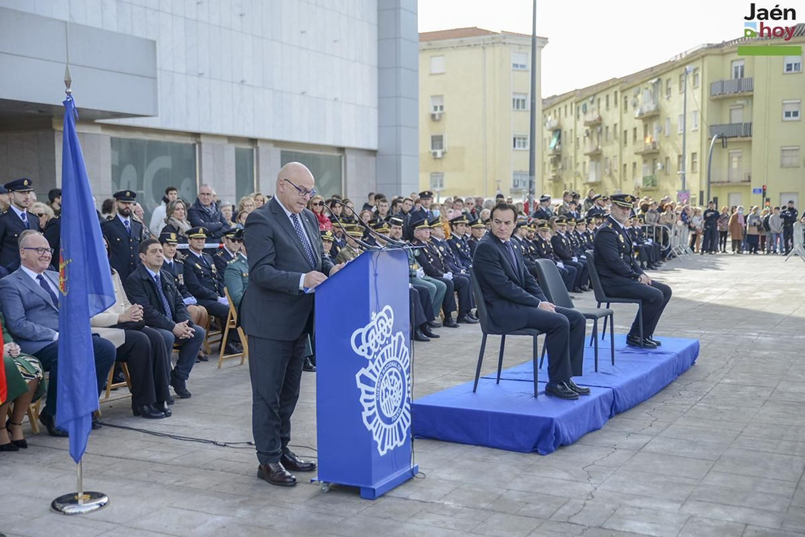 Celebración del bicentenario de la Policía Nacional en Jaén.