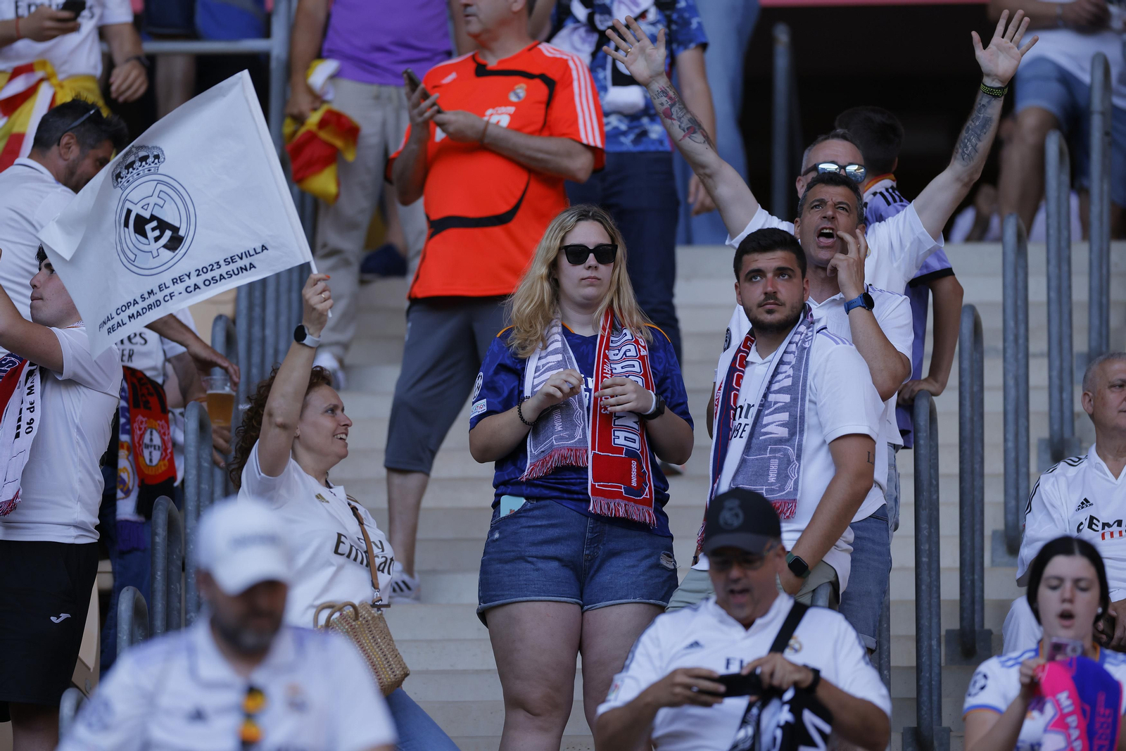 Búscate en las fotos de la final de la Copa del Rey entre el Madrid y el Osasuna
