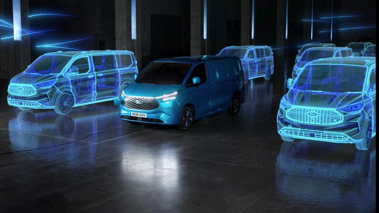 En septiembre conoceremos más datos técnicos y, quizá, con qué carrocerías se configurará esta versión eléctrica.