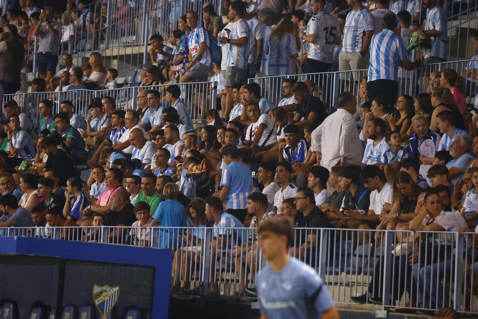 Búscate en las gradas de La Rosaleda en el Málaga CF-Real Sociedad B