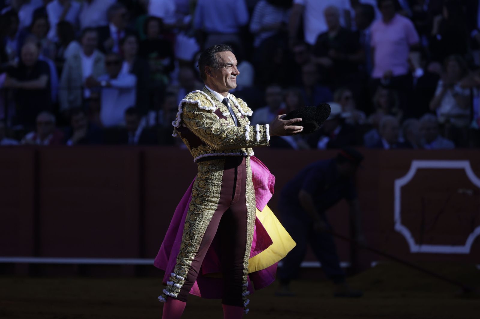 Las imágenes de la corrida de los Victorinos en la Maestranza de Sevilla