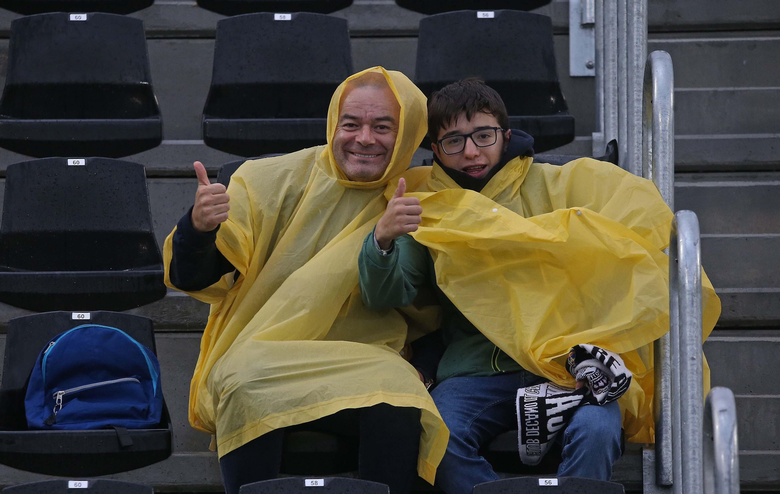 Búscate durante el Balona - Marbella en el Ciudad de La Línea