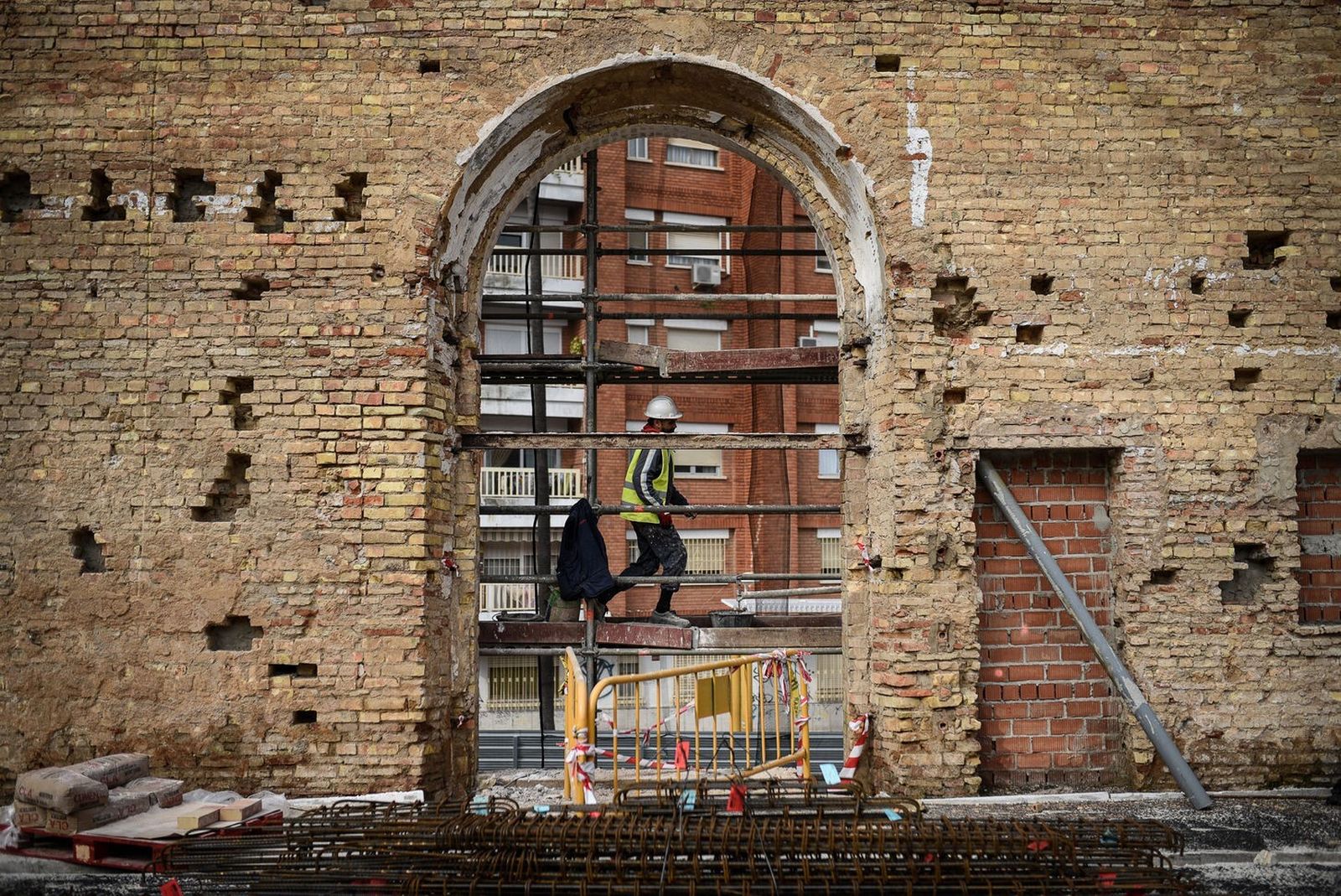 Obras de restauración en el antiguo cuartel de Santa Fe