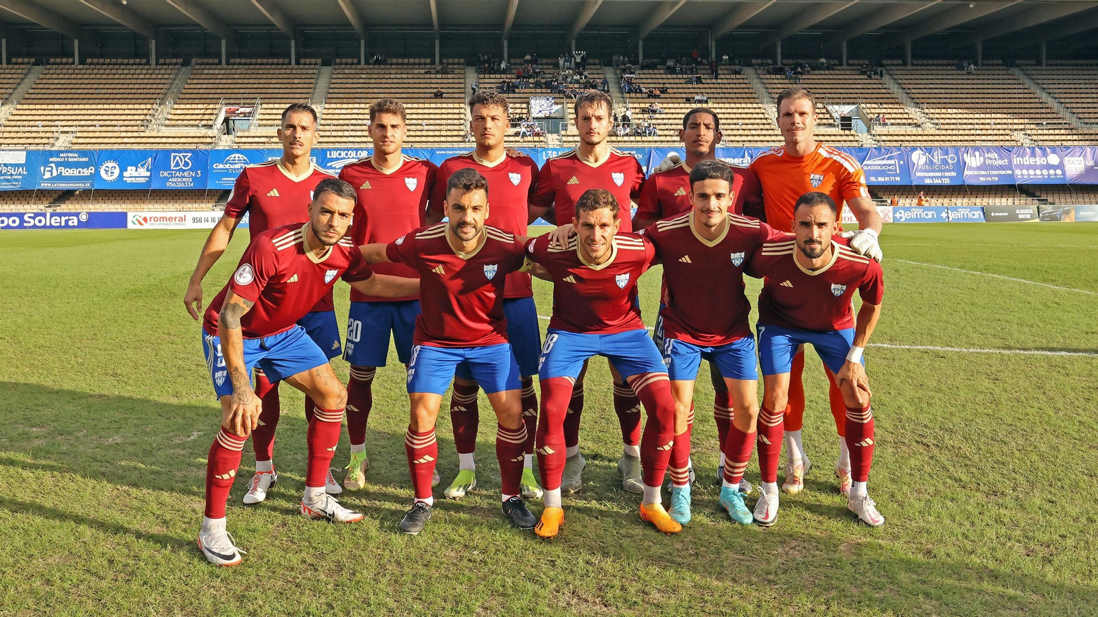 Imágenes del Xerez DFC contra La Unión Atlético en Chapín