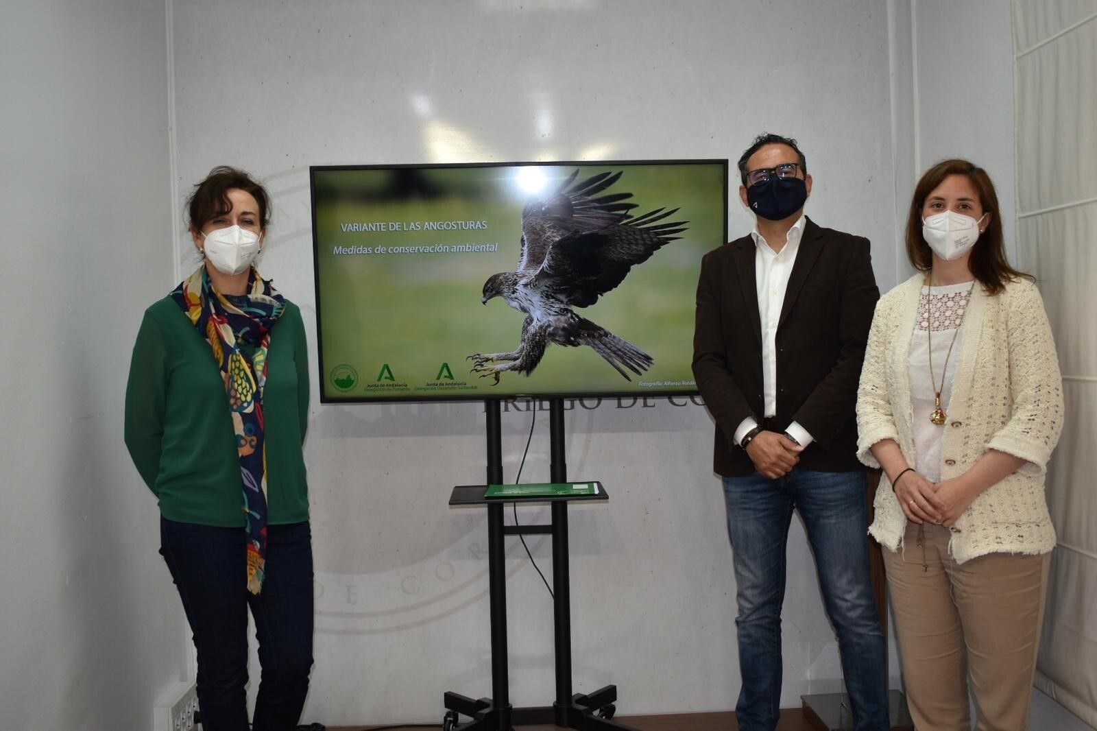 María Luisa Ceballos, Giuseppe Aloisio y Cristina Casanueva.