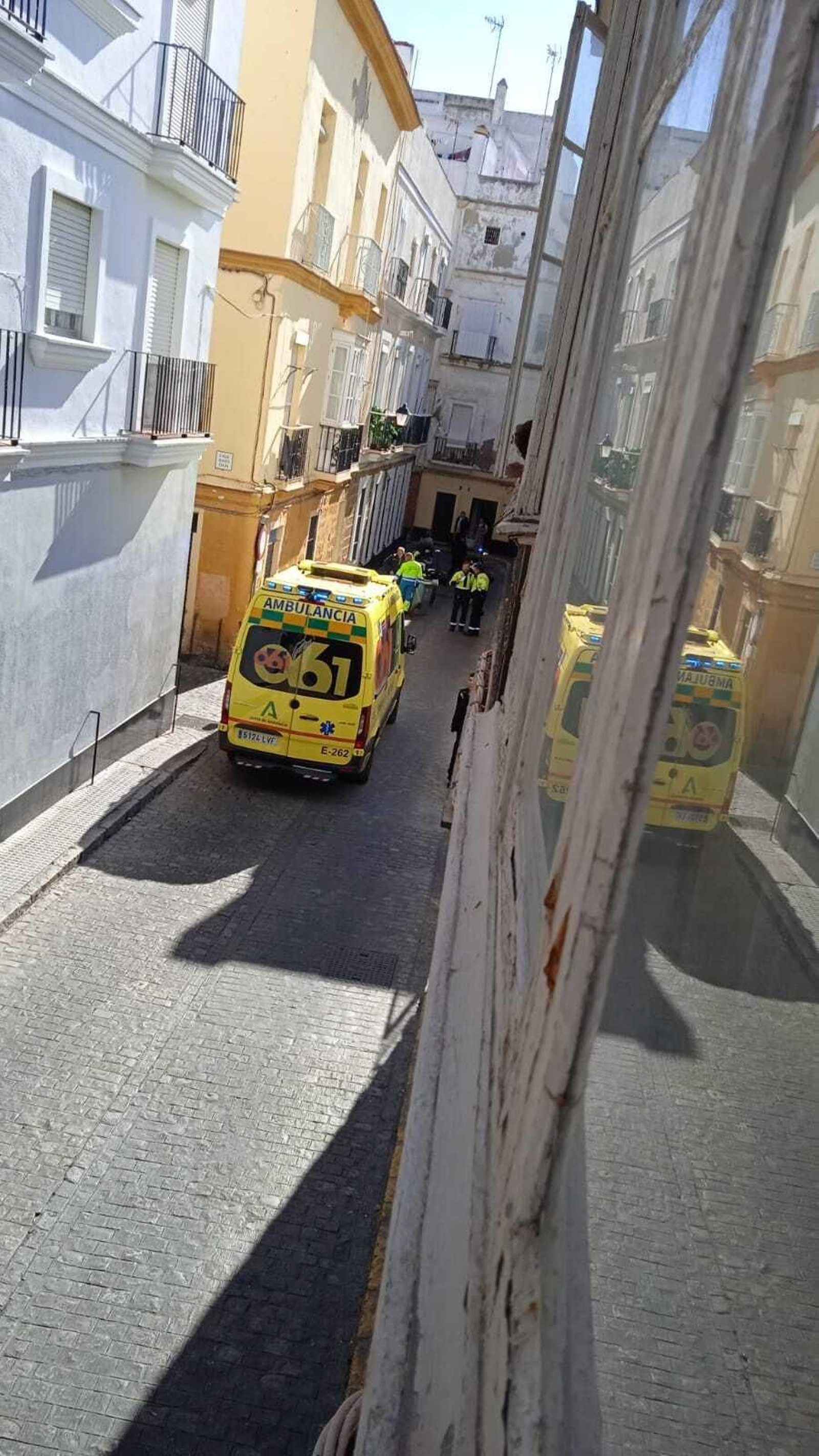 Los servicios de emergencia, en el lugar de los hechos.