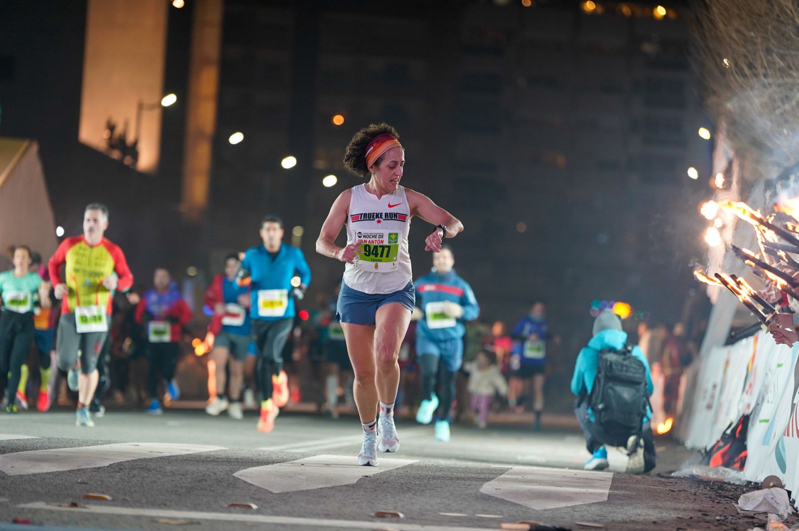 En imágenes: búscate en tu llegada a meta de la Carrera de San Antón 2026 (8)