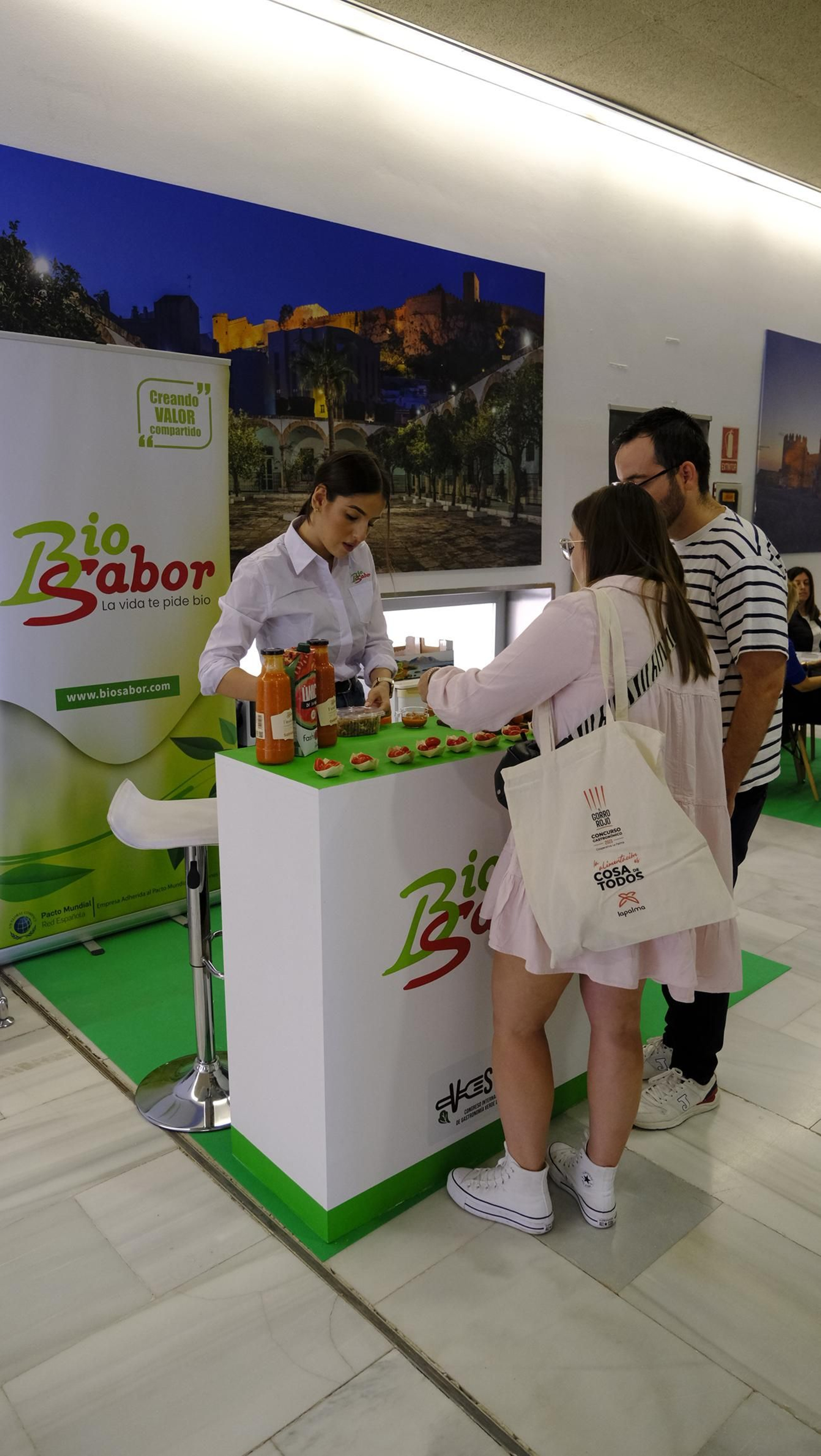 Primer día de Vestial 2023 en el Palacio de Congresos del Toyo-Retamar