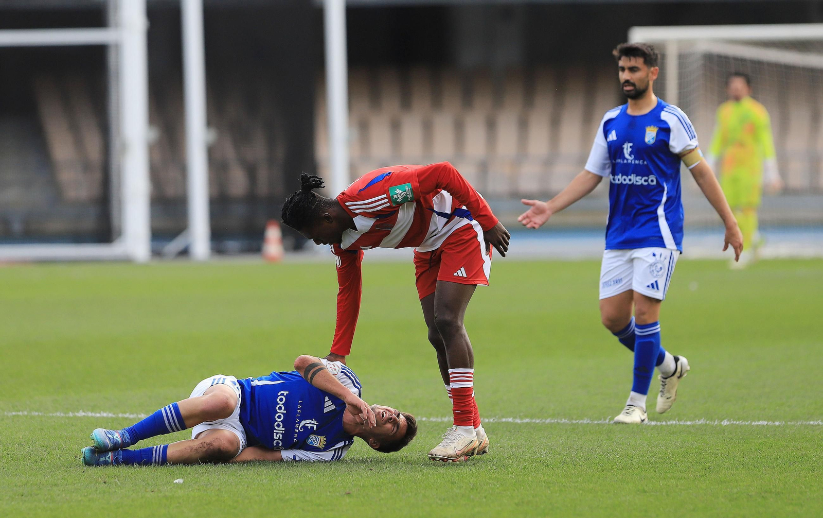 Imágenes del partido entre el Xerez CD - Recreativo Granada en Chapín