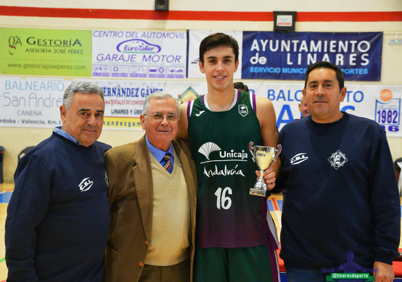 El junior brilla el Linares con Pablo Sánchez de MVP