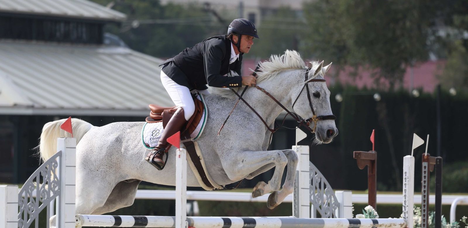 Diego Usón salta con 'Caravaggio de Lison Z' para ganar la 2ª calificativa.