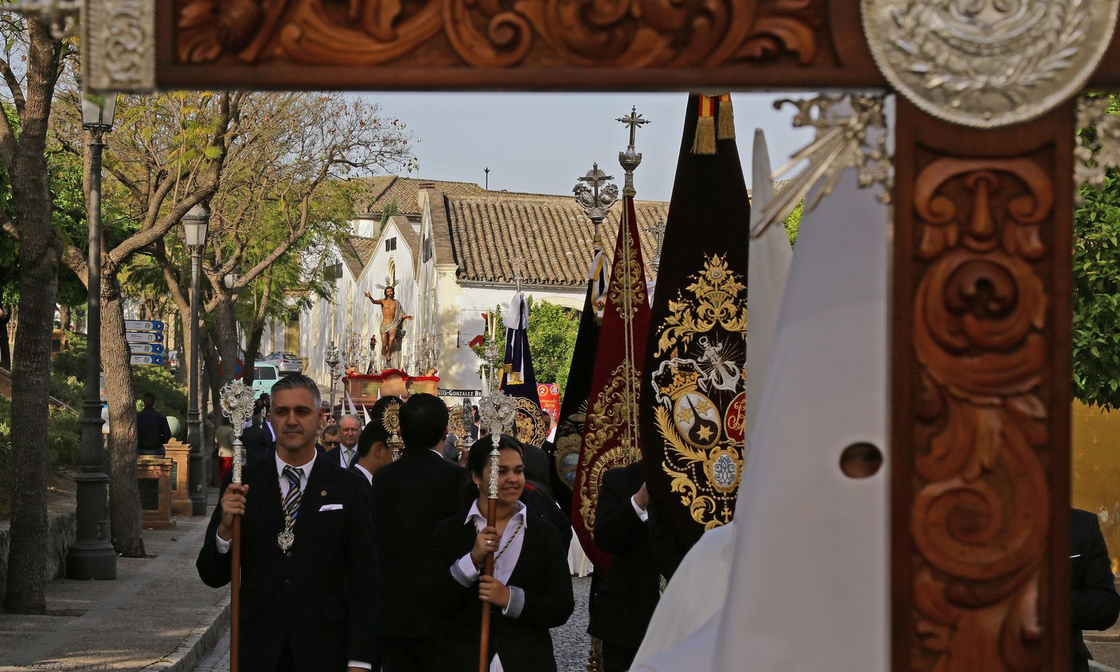 La procesión salió de la Catedral al filo de las diez  de la mañana para realizar un amplio recorrido por el centro