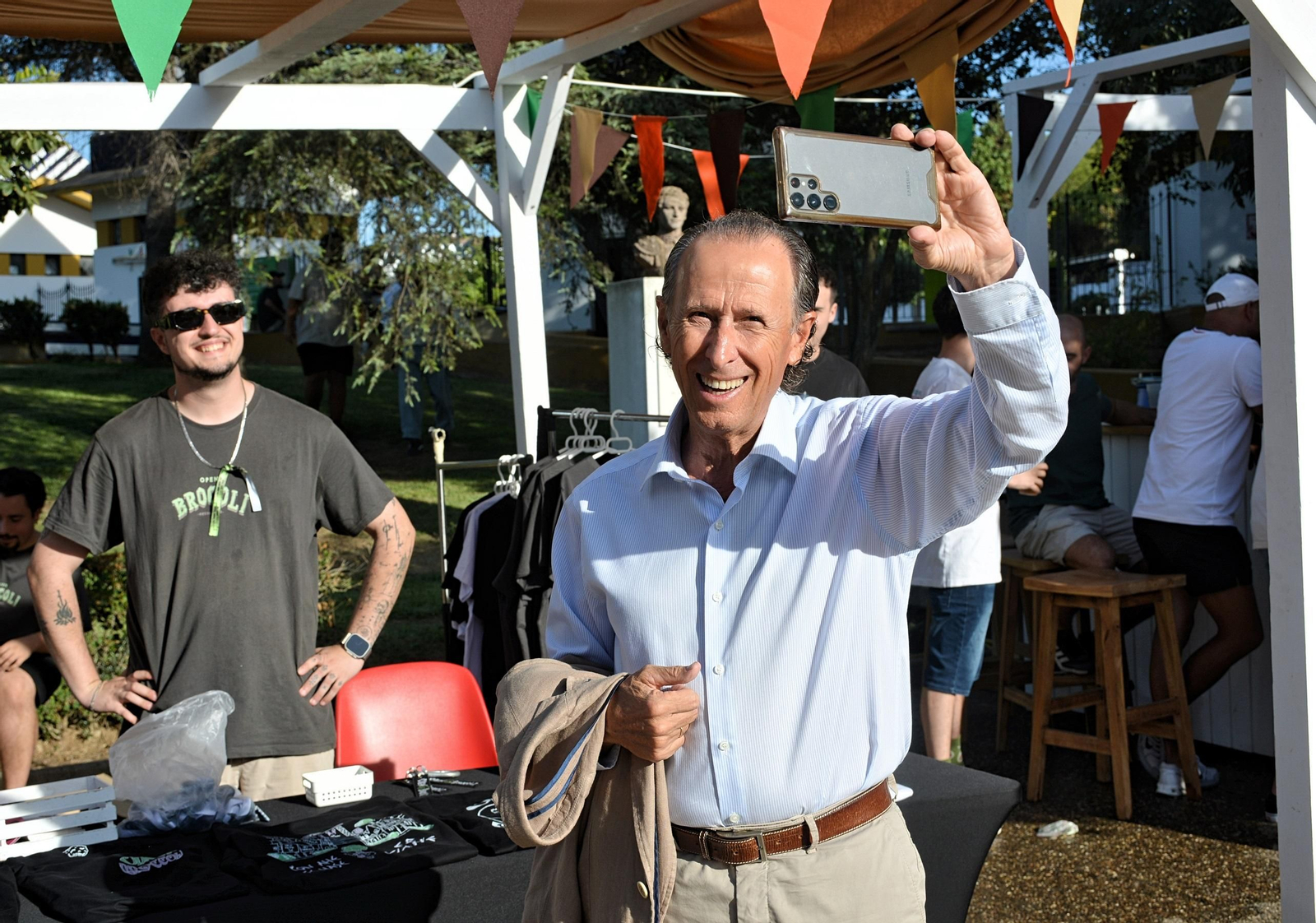 José María Román, alcalde de Chiclana, se dejó ver este pasado sábado por el Parque Santa Ana.