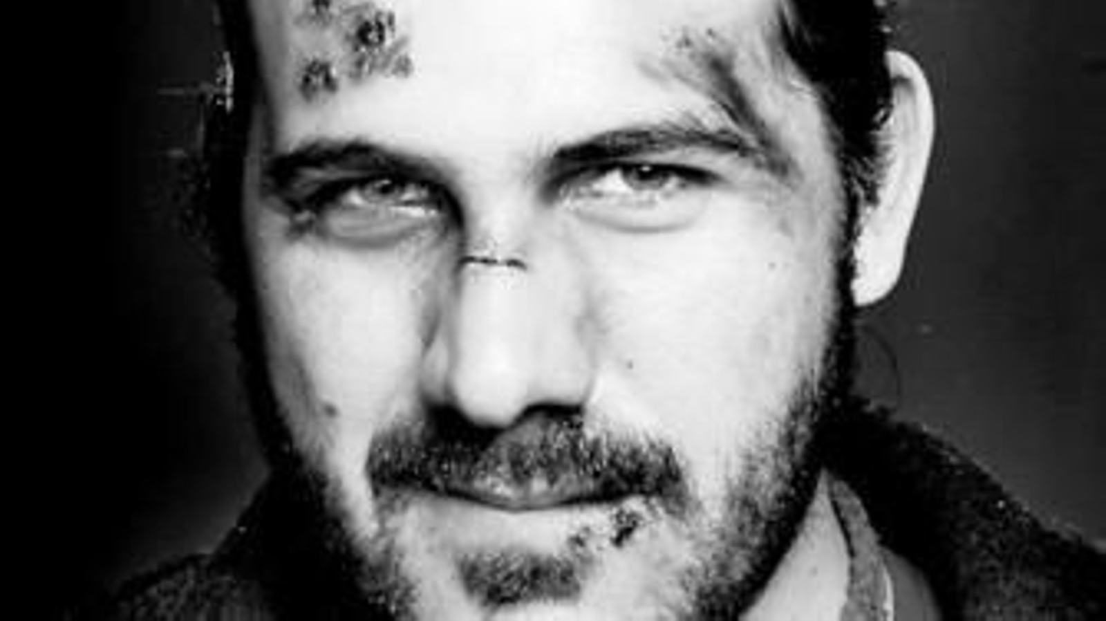 El rockero sevillano 'Albertucho' en una imagen de su último trabajo 'Amasijo de porrazos'.