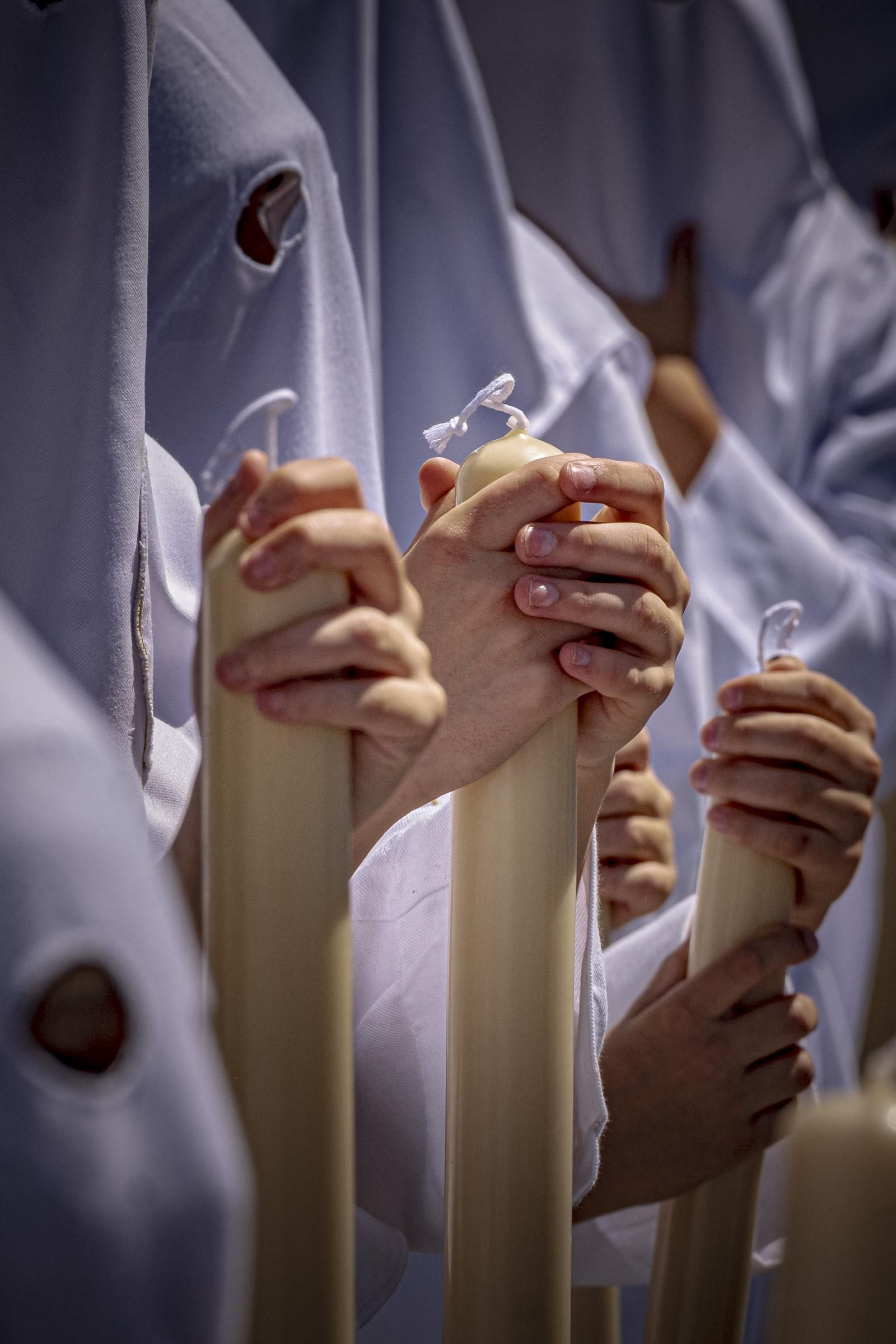 Imágenes de la salida del Despojado en la Semana Santa de Cádiz 2025