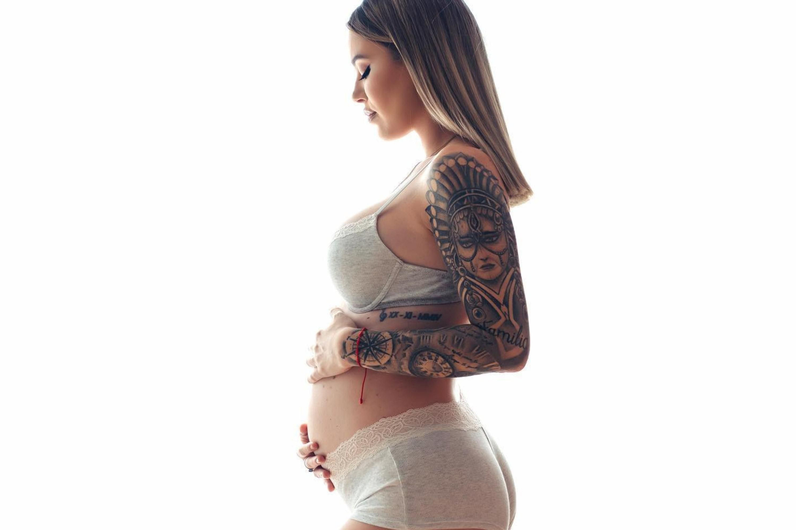 La cantante María Isabel presume de embarazo en estas espectaculares fotos