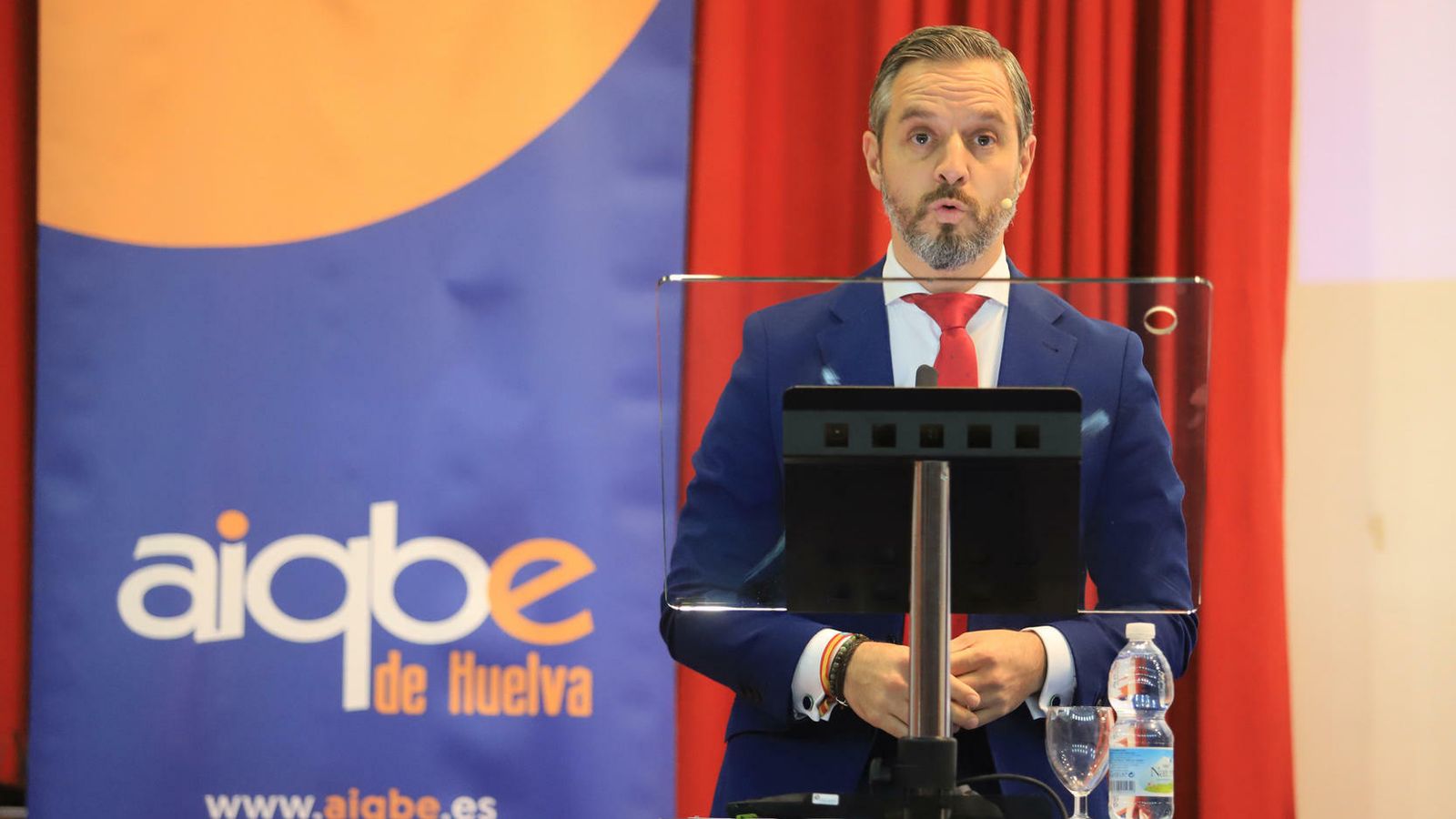 El consejero de Hacienda e Industria, Juan Bravo durante la clausura del acto.