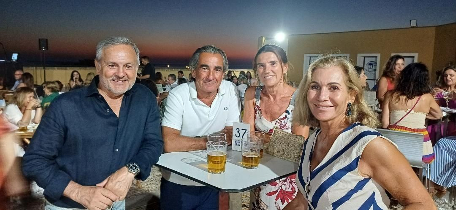 Julián Carrera, Alberto Varela, Elena Auzmendi y Maru Varela.