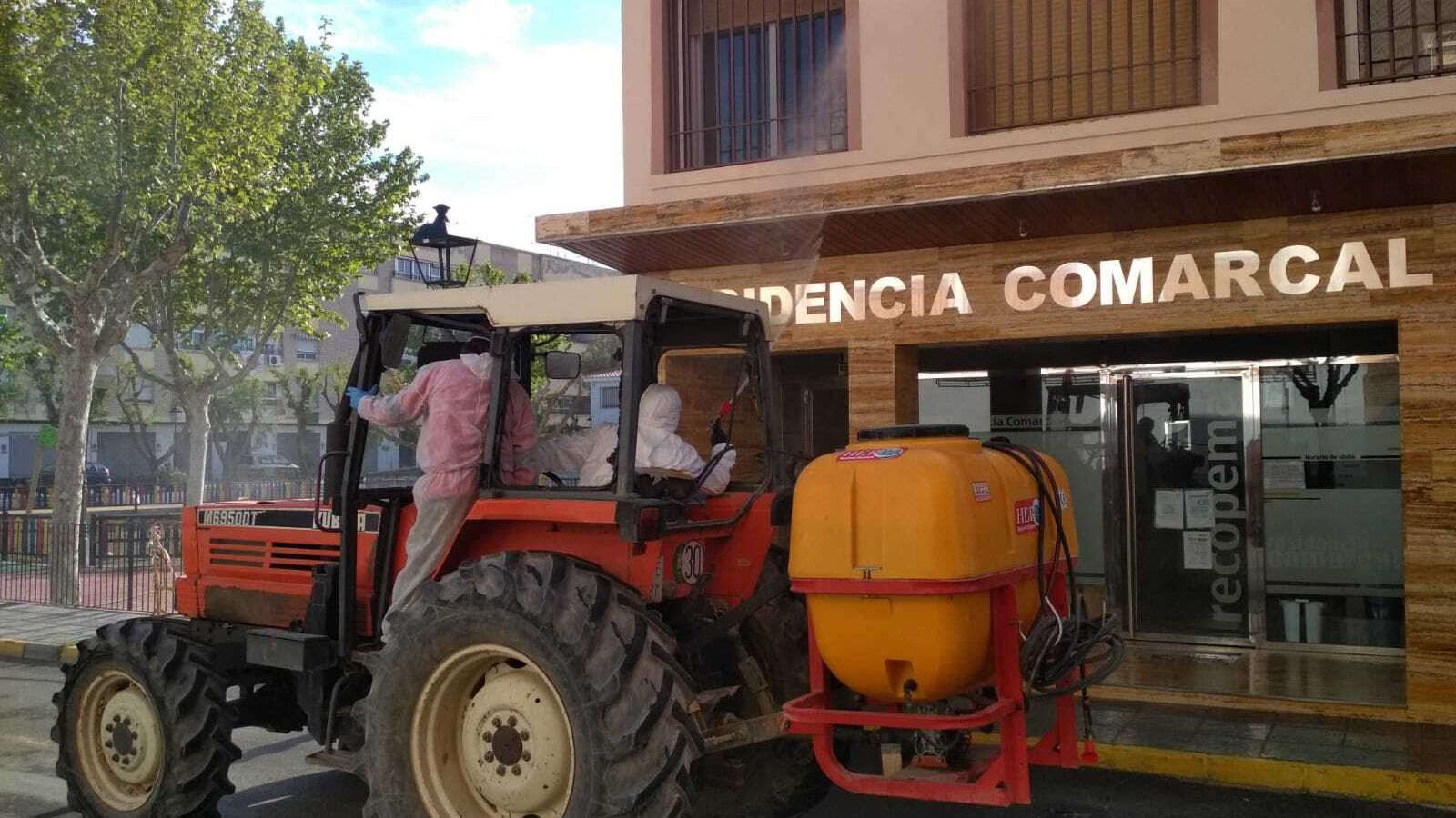 Desinfección de la zona en una imagen de hace unos meses.