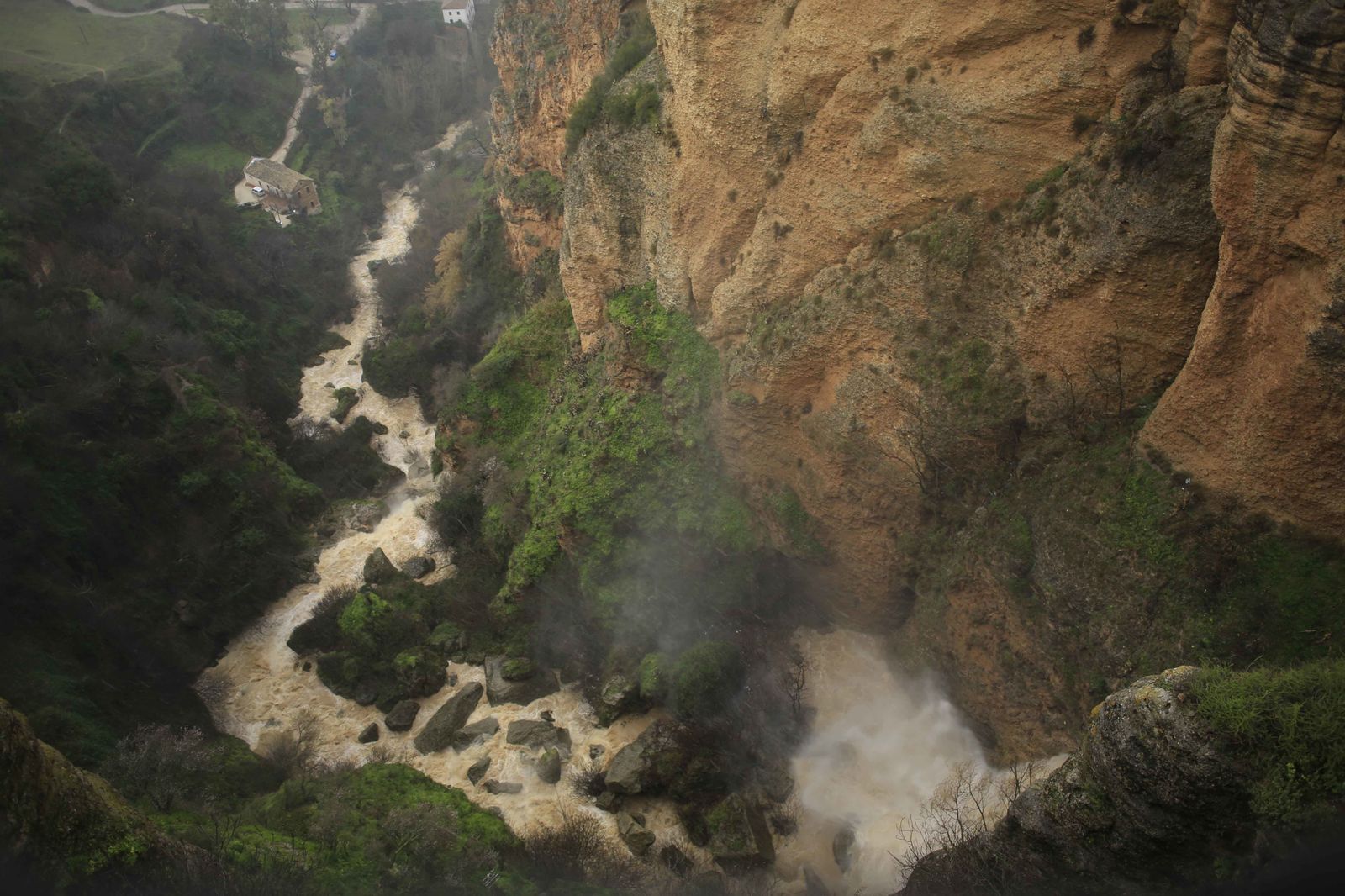 Temporal de viento y lluvia en la provincia