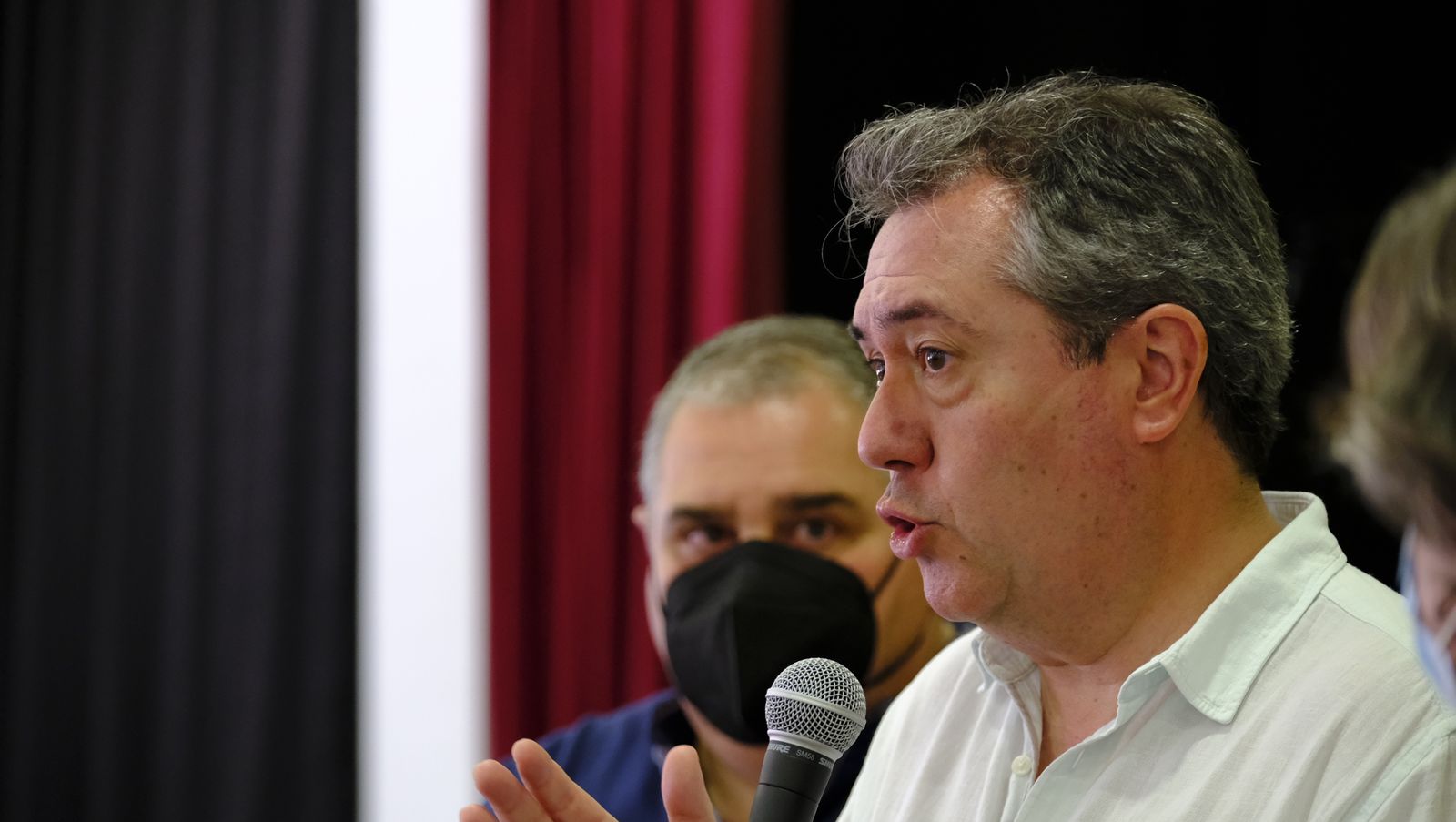 Juan Espadas, candidato a las primarias del PSOE, en Alhama y Bentarique. Almería