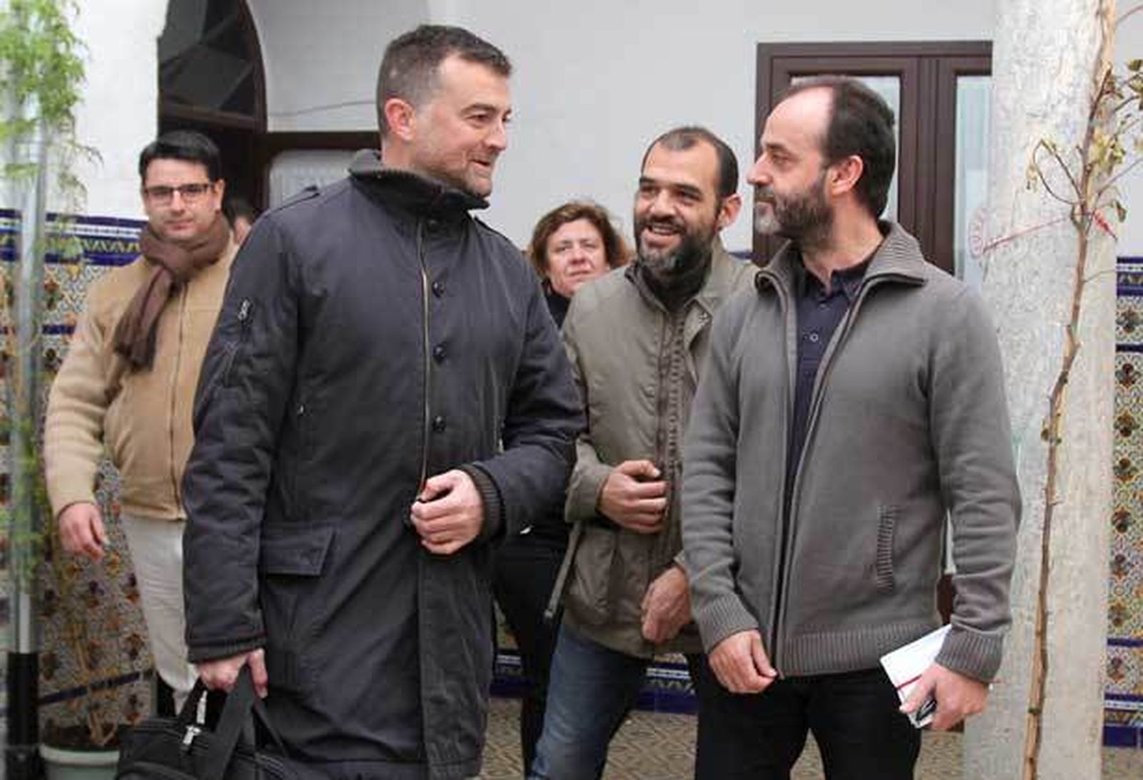 La coalición de Gobierno se tensa y deja un calendario electoral incierto