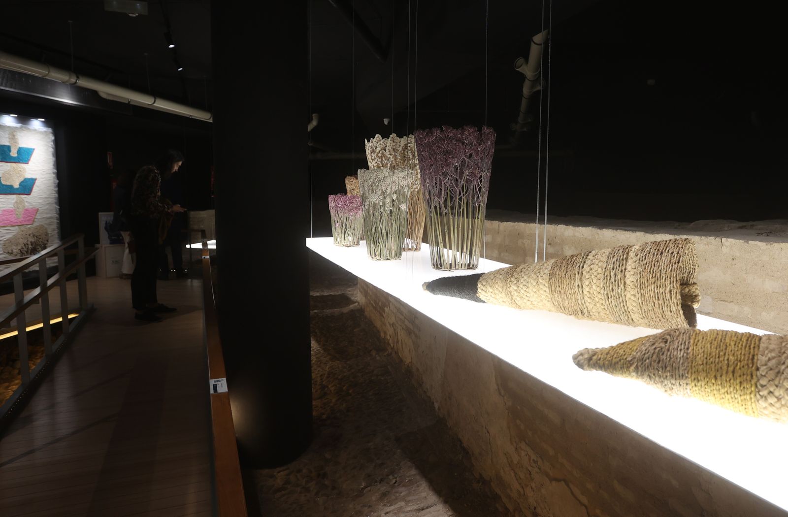 Exposición artesana en el castillo de San Jorge