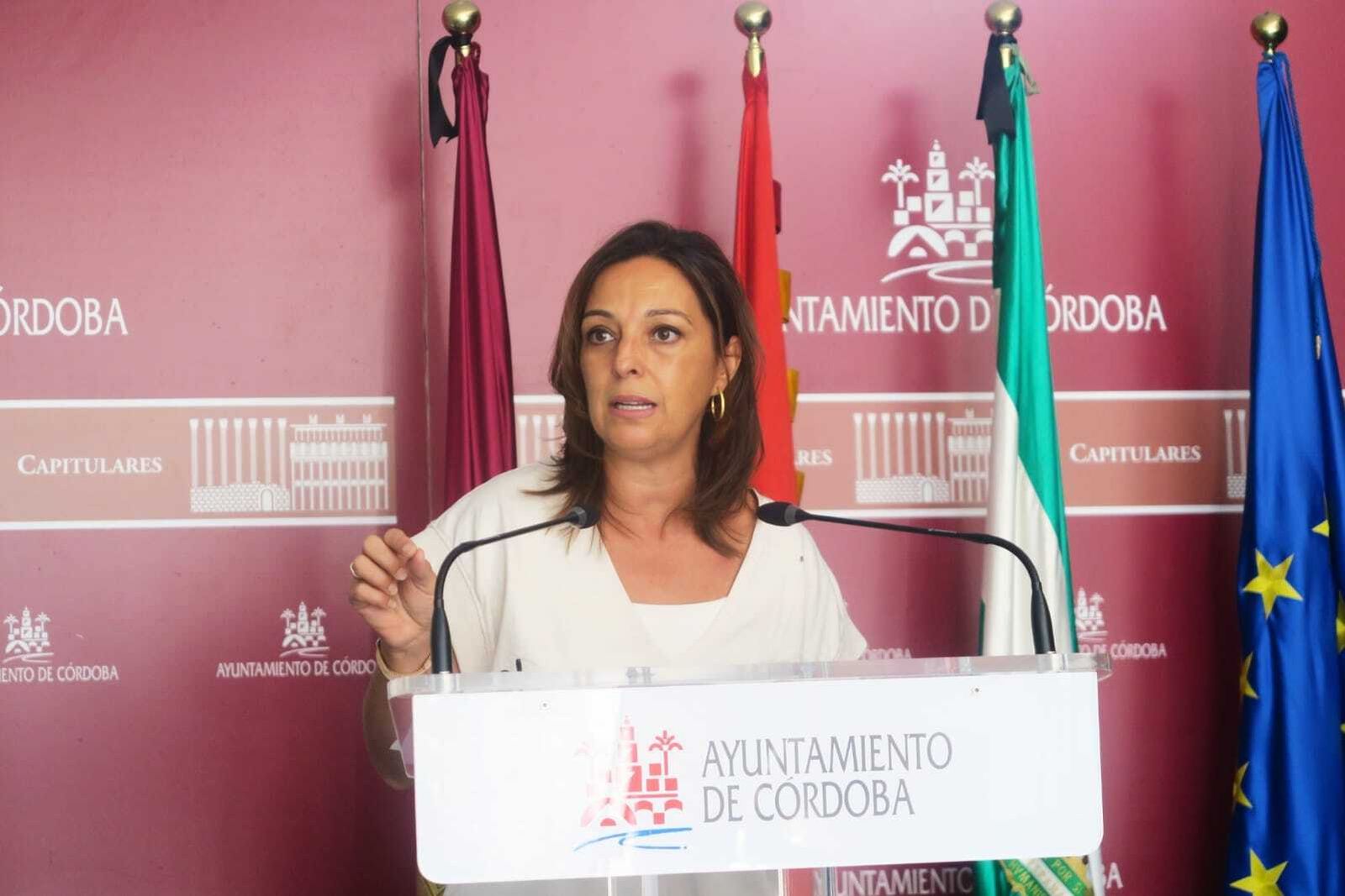 Isabel Ambrosio durante la rueda de prensa.