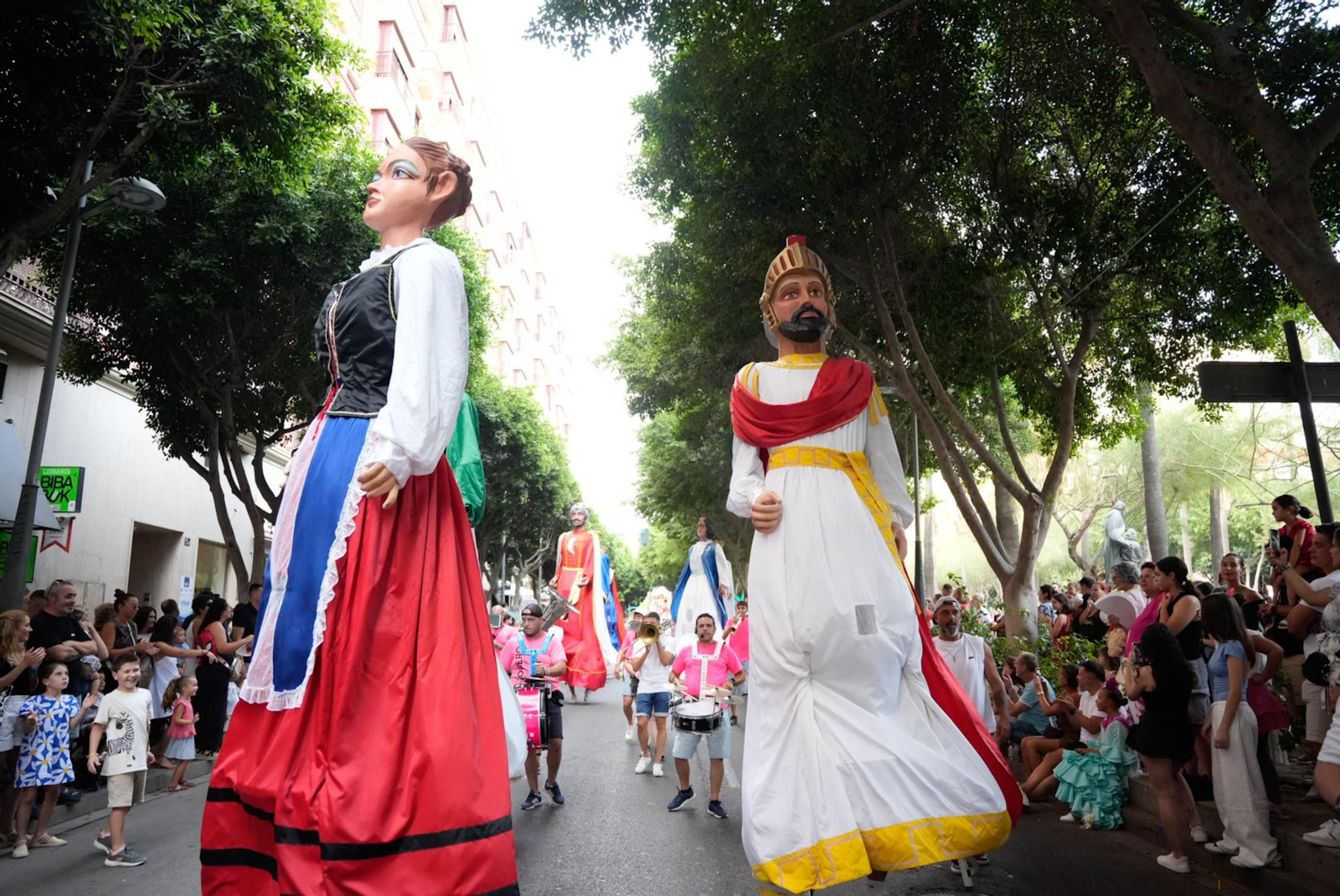 Así se ha vivido la Batalla de Flores en la Feria de Almería