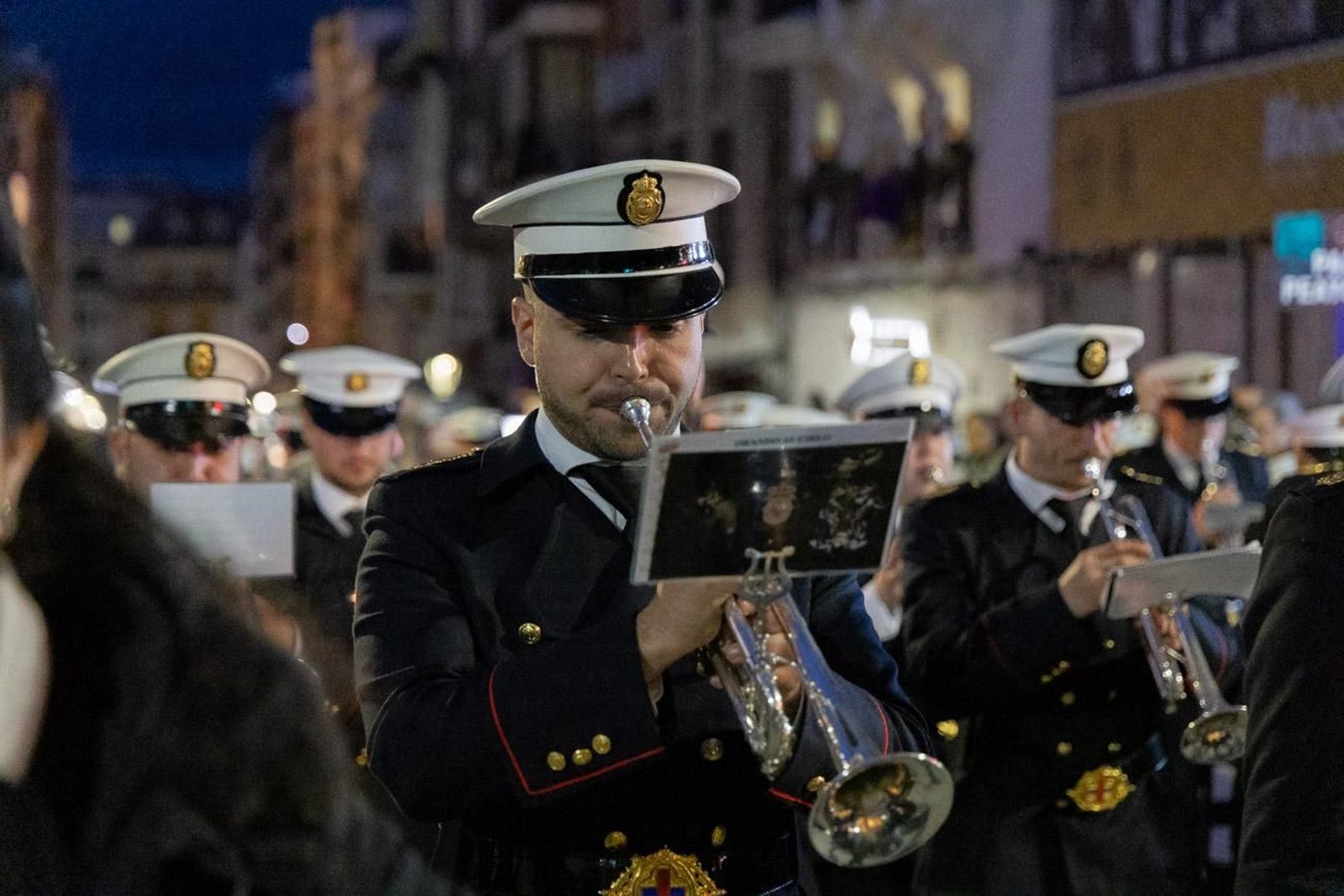 Los jiennenses se entregan a una tarde de Amor, Perdón y Esperanza.
