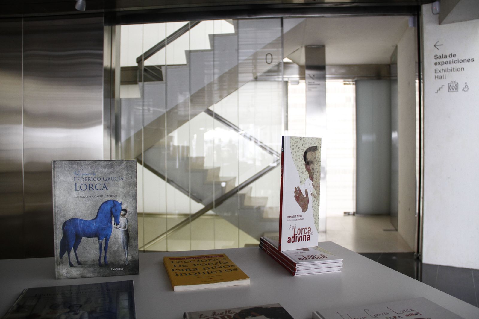 El Consorcio da un nuevo paso para la llegada del legado del poeta al Centro Lorca.