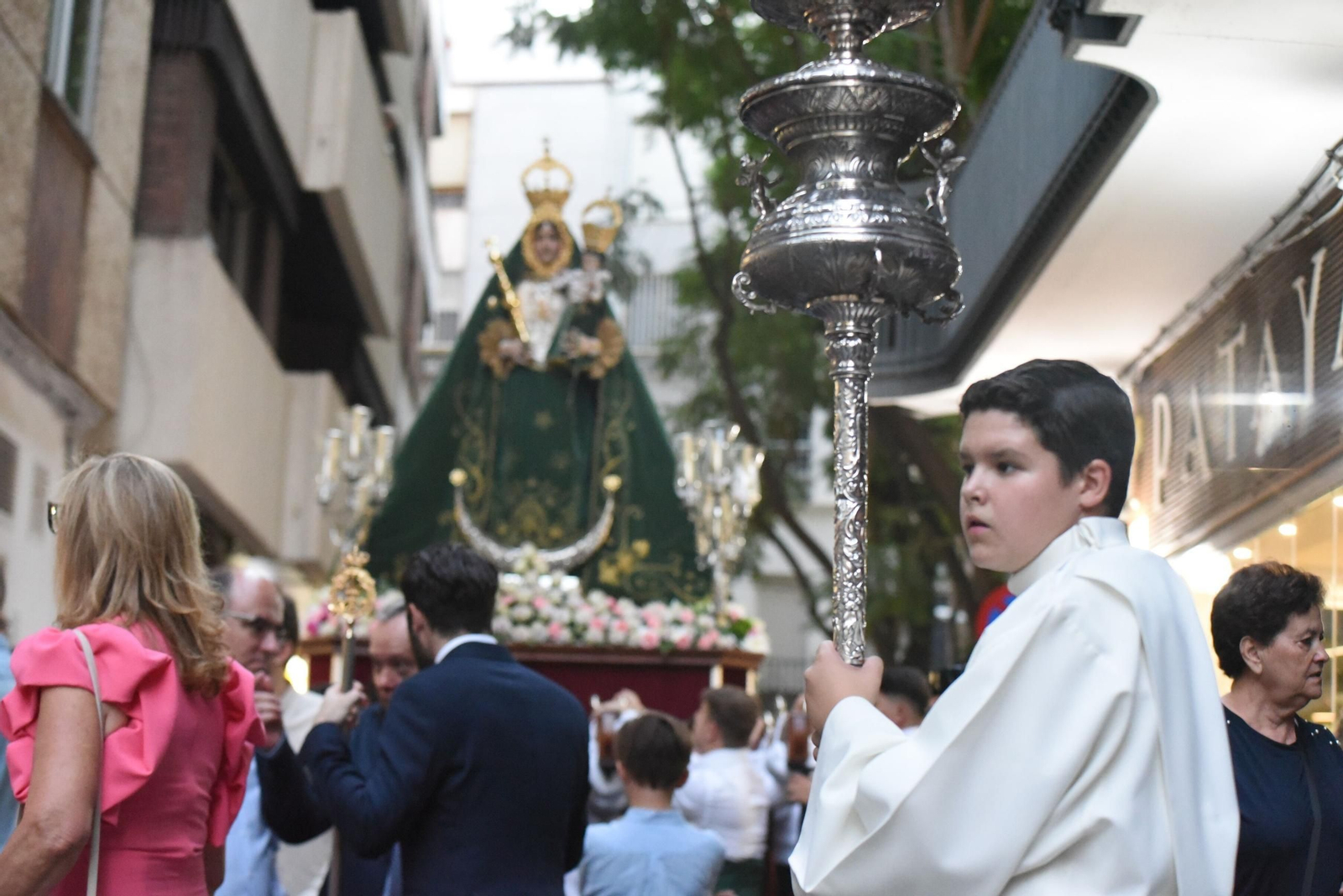 La procesión de la Virgen de Araceli por las calles de Córdoba
