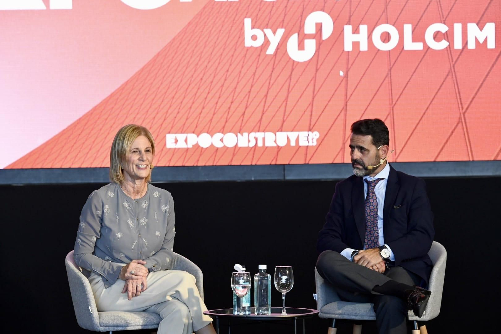 María José García-Pelayo, en la mesa redonda 'La Vivienda, compromiso de todos', celebrada en Expoconstruye.