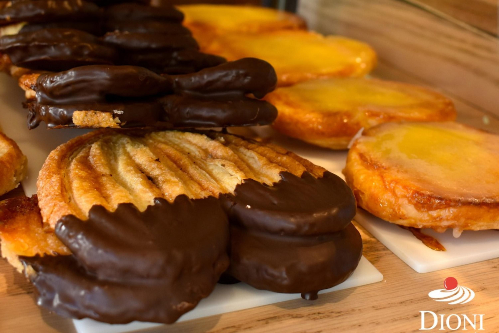 Las irresistibles palmeras de chocolate del Dioni, únicas en Huelva