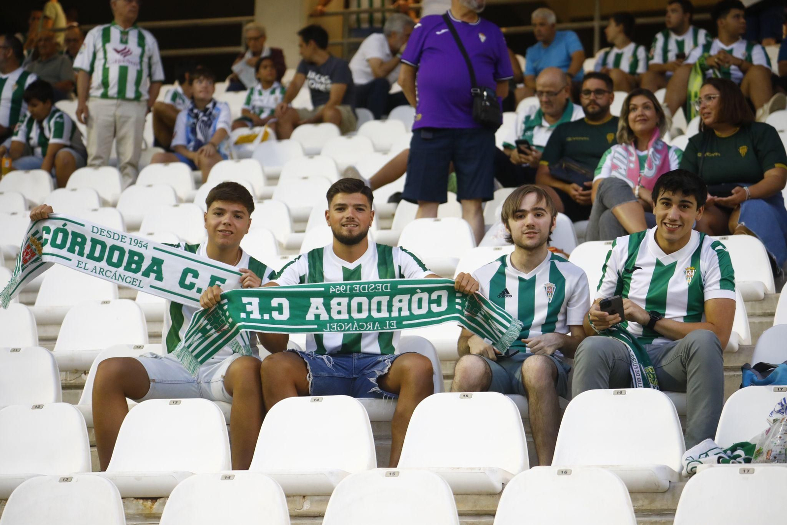 Las mejores fotos del intenso Córdoba CF - Málaga en El Arcángel