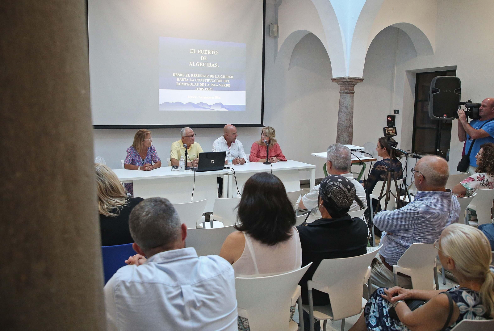 Un paseo por la historia del Puerto de Algeciras, en imágenes
