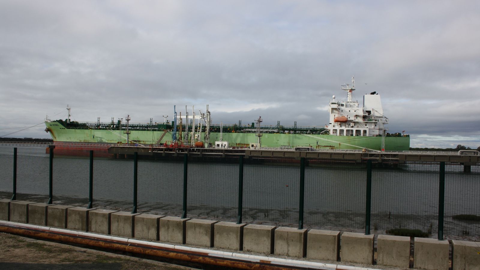 La experiencia de Huelva en el tráfico de graneles líquidos es fundamental para conseguir esta nueva licitación.