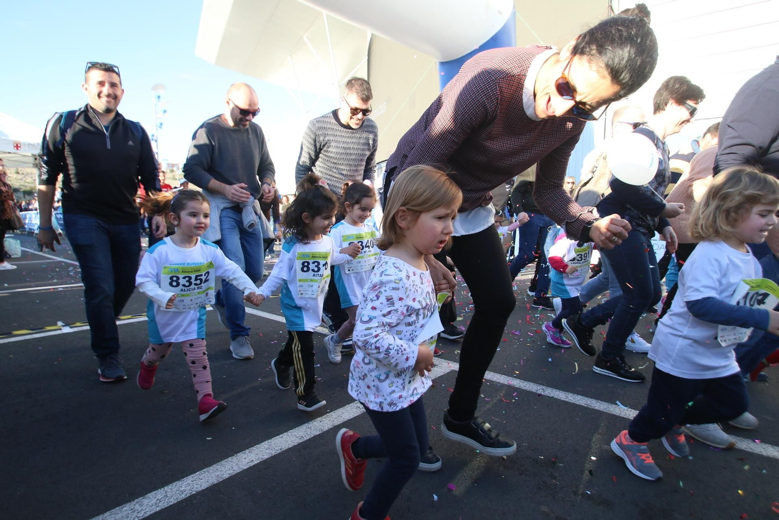 Fotogalería de las carreras infantiles del Medio Maratón de Almería