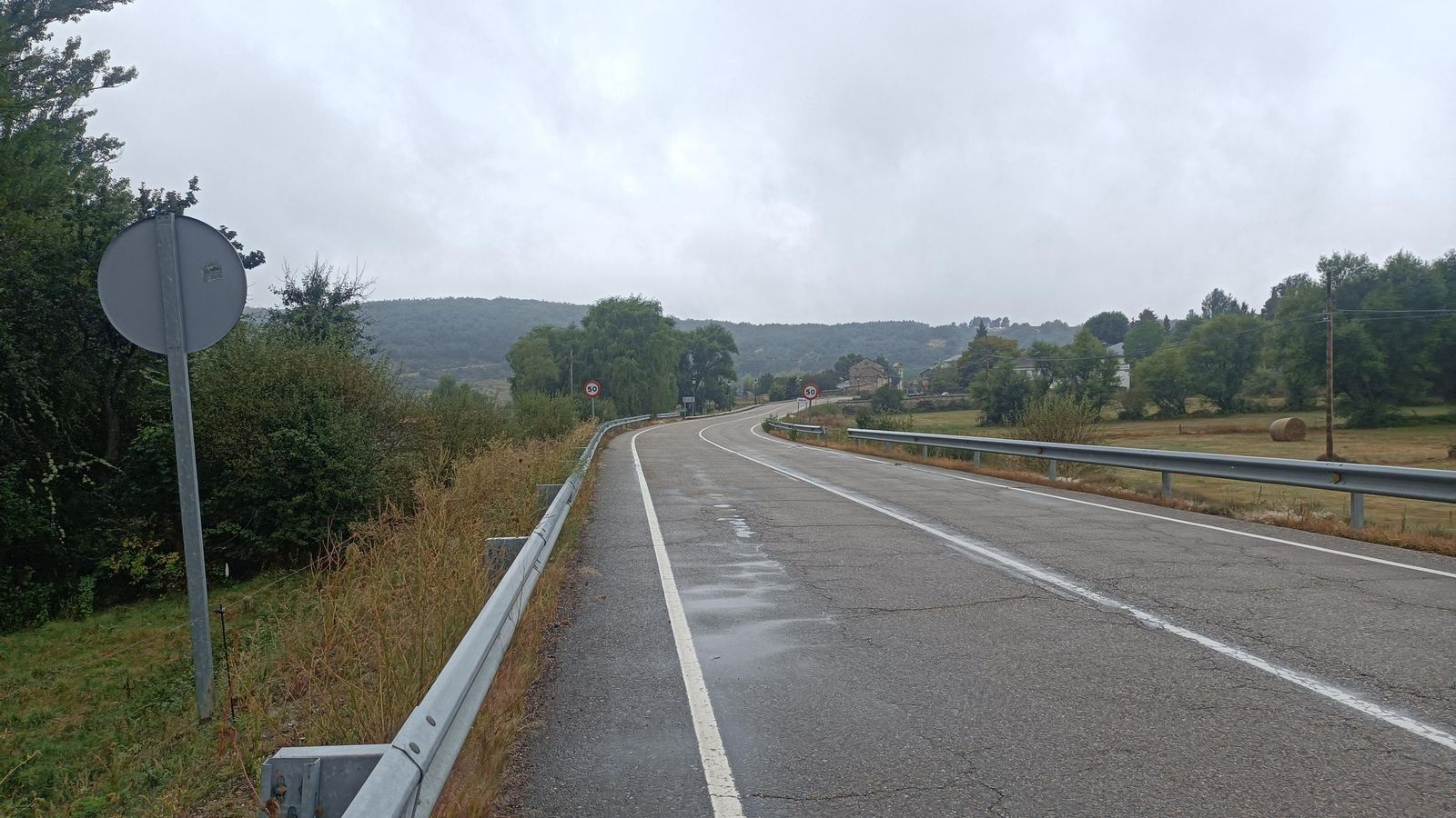 Carretera hacia Riello.