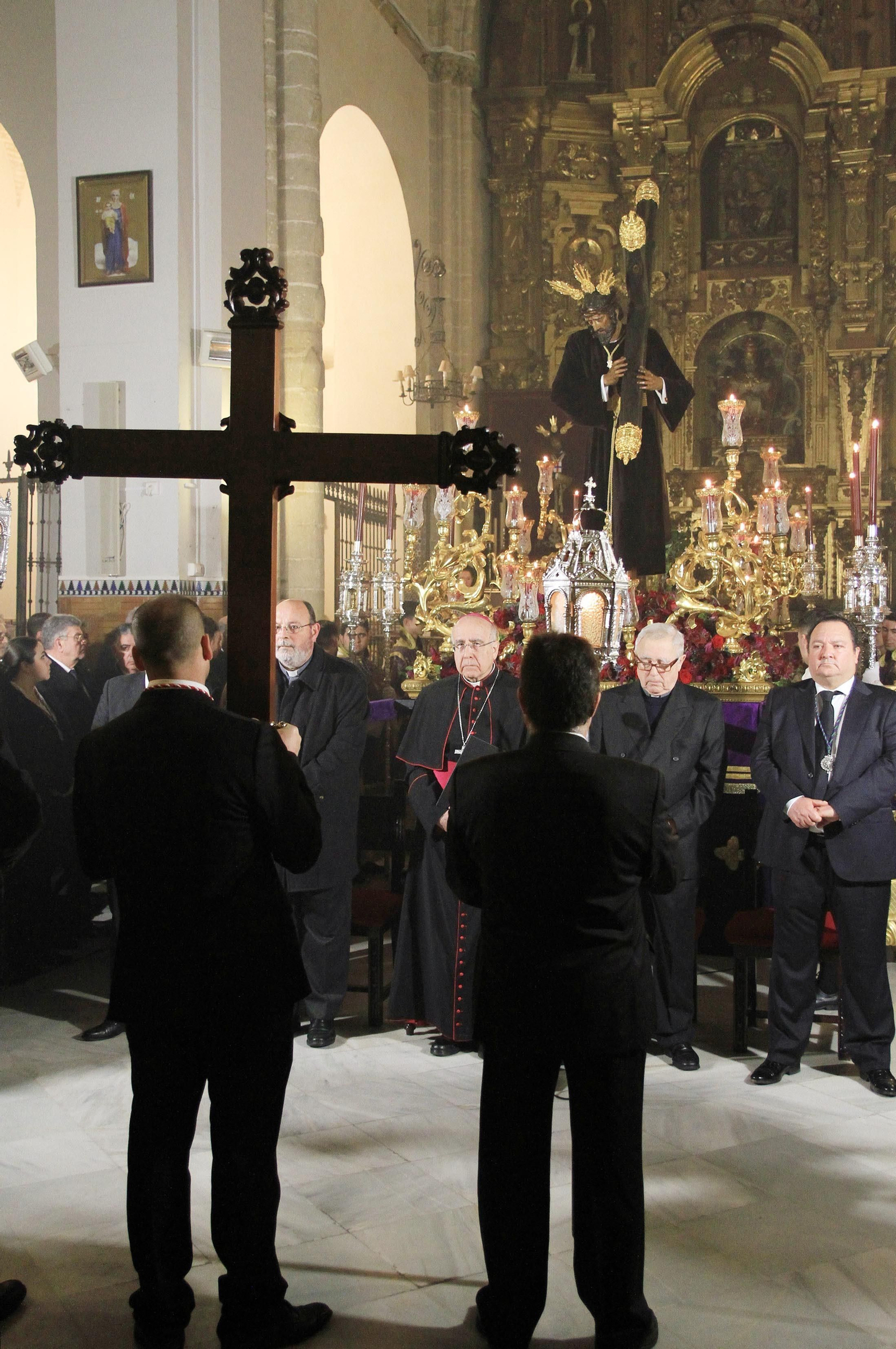 Imágenes del Vía Crucis Oficial de la Semana Santa presidido por el Señor de Pasión
