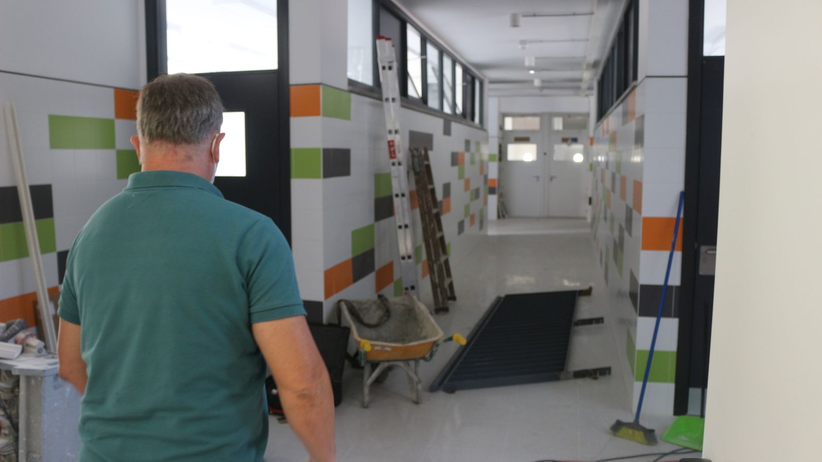 Uno de los pasillos del nuevo aulario