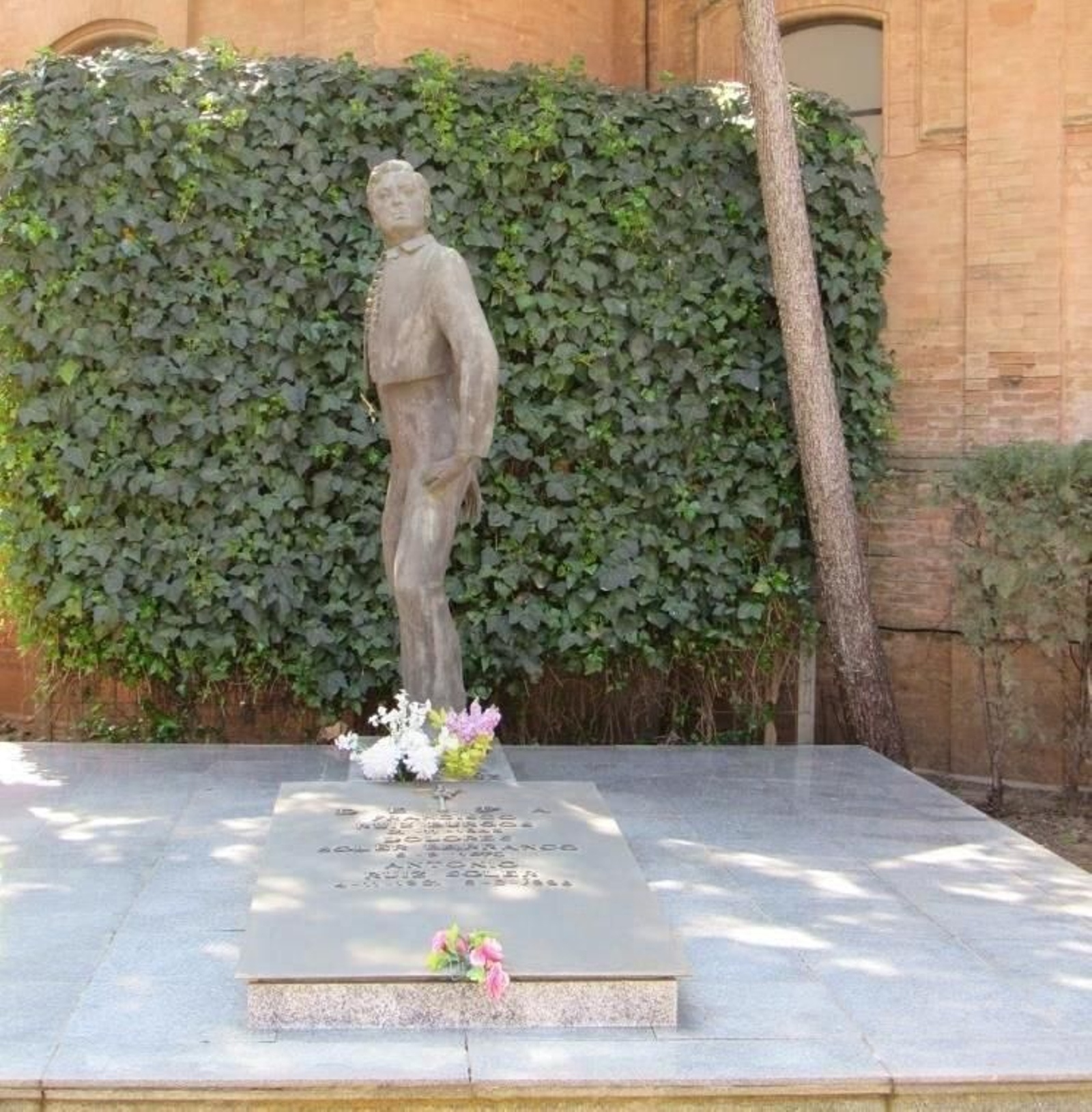 Tumba de Antonio el Bailarín