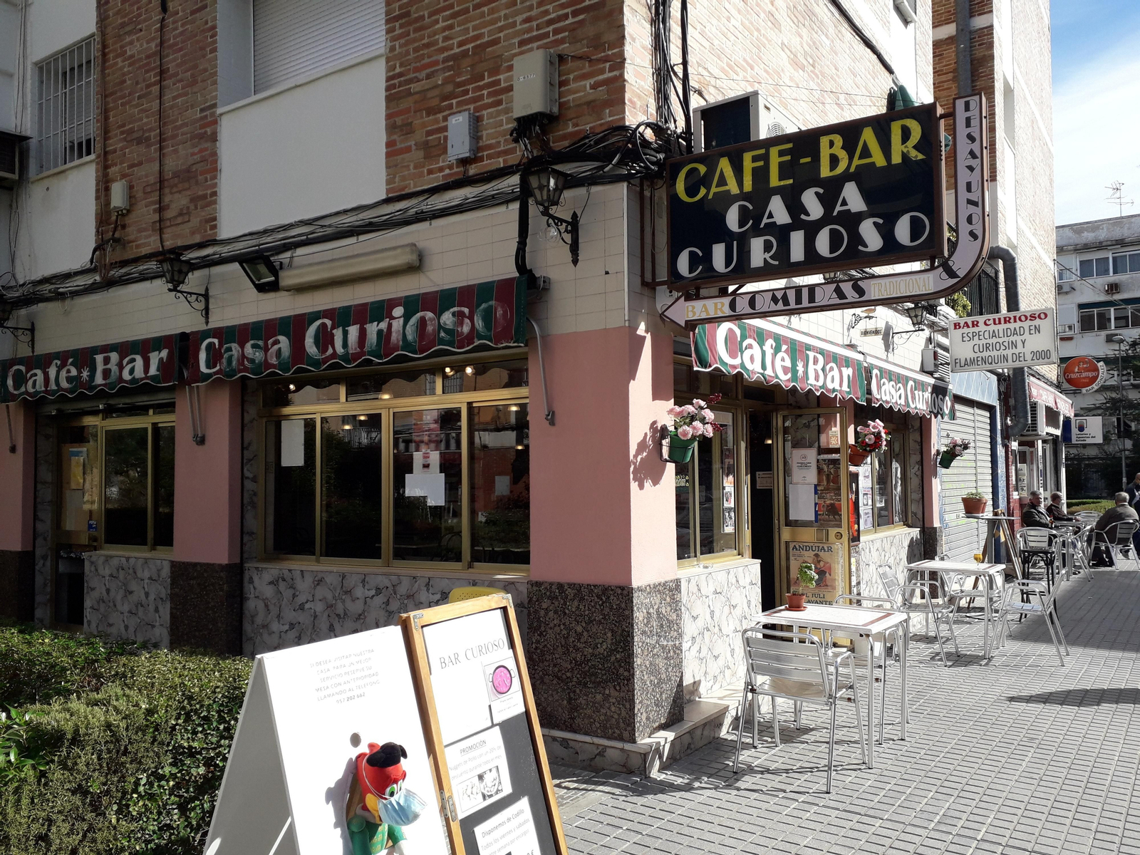 Calle Pintor Zurbarán. Parque Cruz Conde.